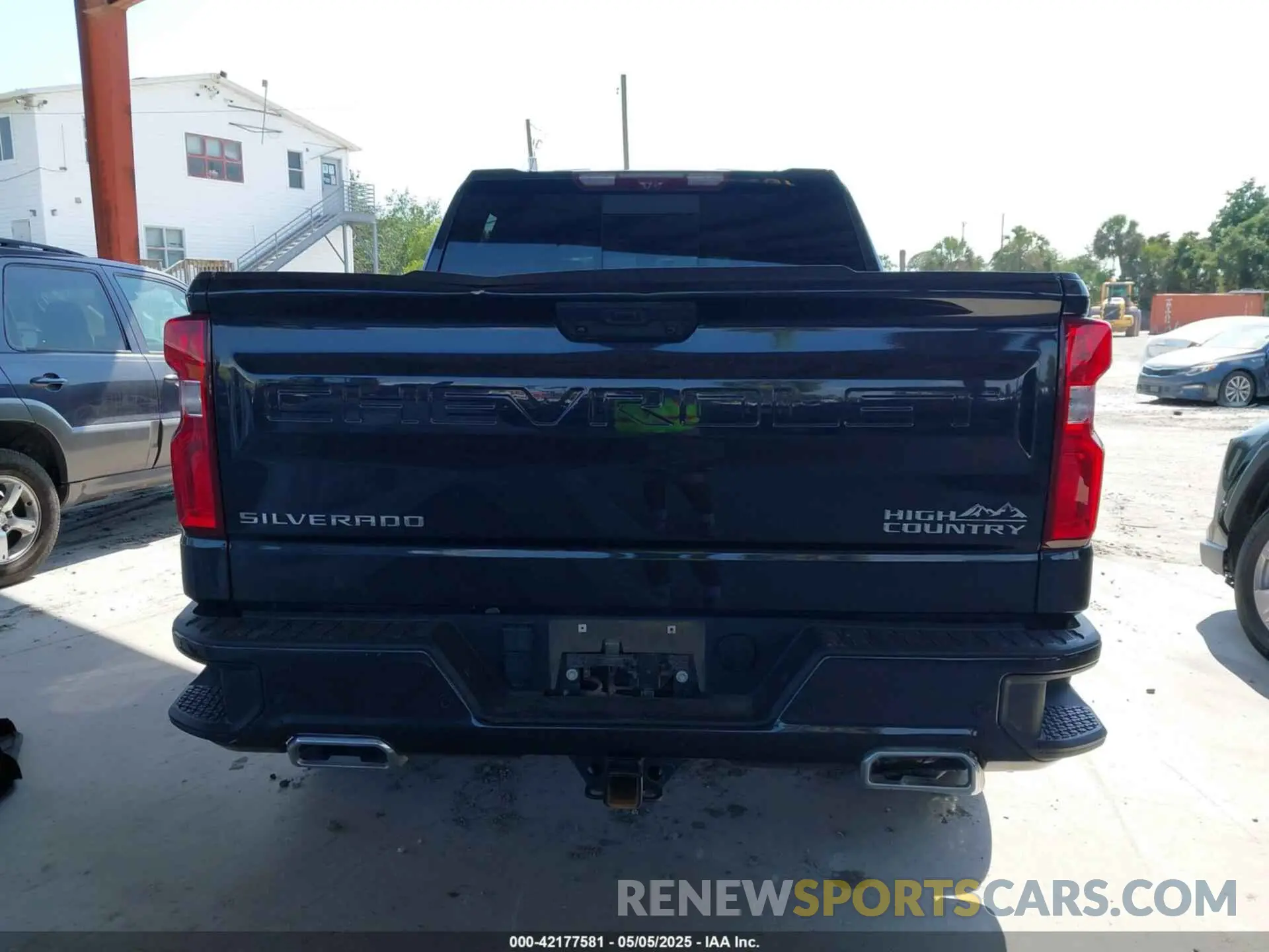 16 Photograph of a damaged car 1GCUDJE8XPZ195721 CHEVROLET SILVERADO 1500 2023
