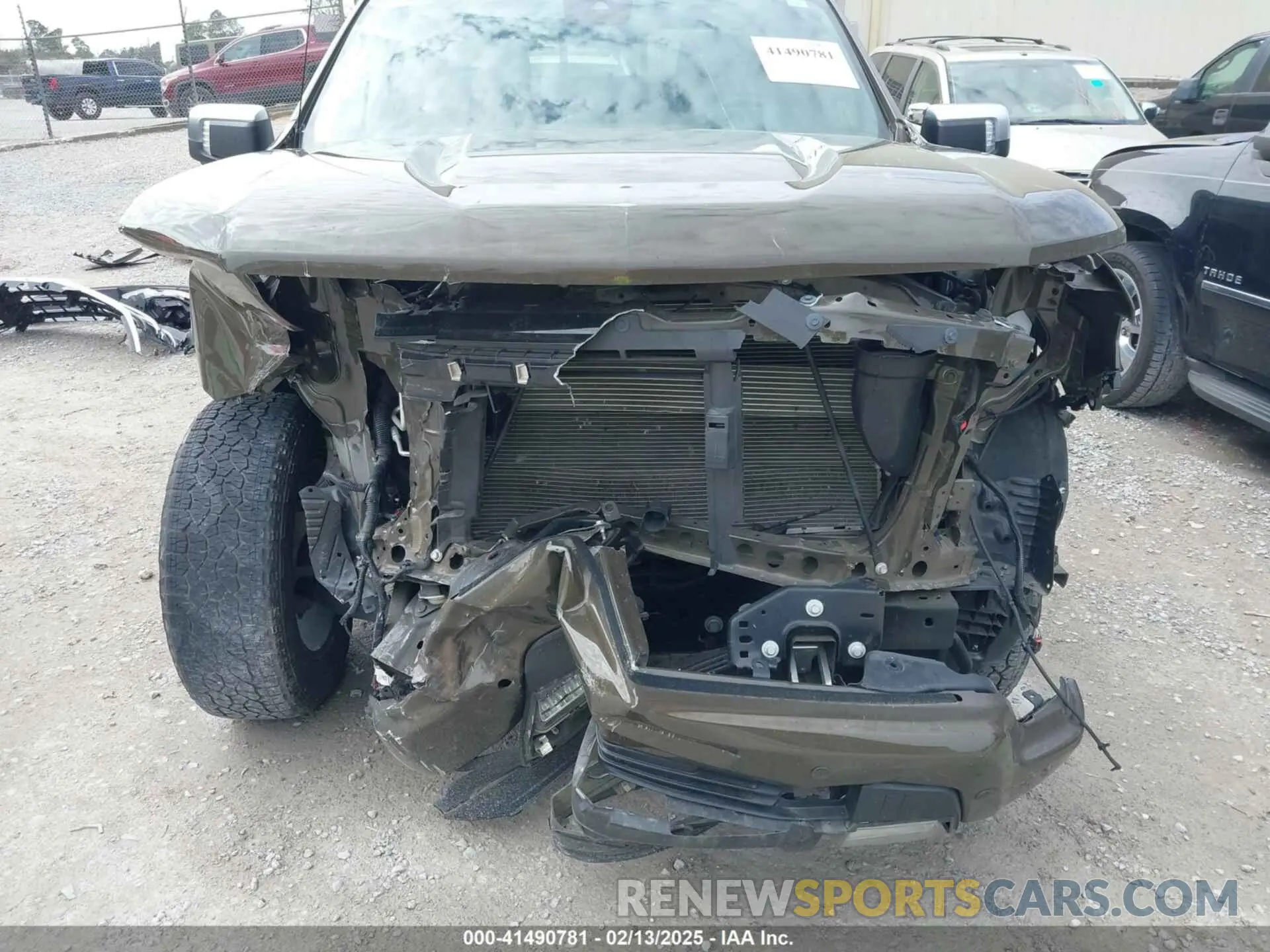 13 Photograph of a damaged car 1GCUDJED7PZ289018 CHEVROLET SILVERADO 1500 2023