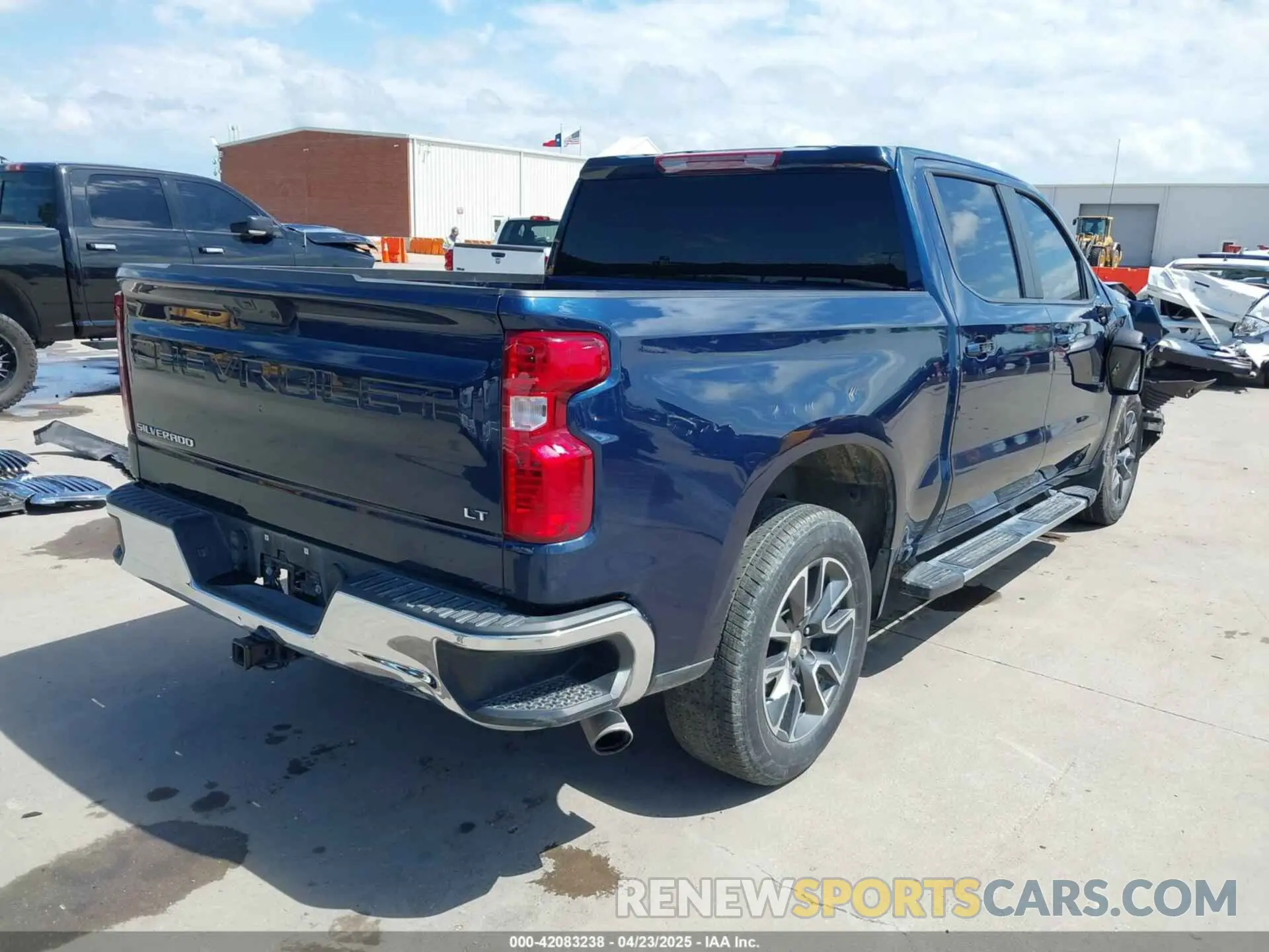 4 Photograph of a damaged car 2GCPACED3P1125744 CHEVROLET SILVERADO 1500 2023