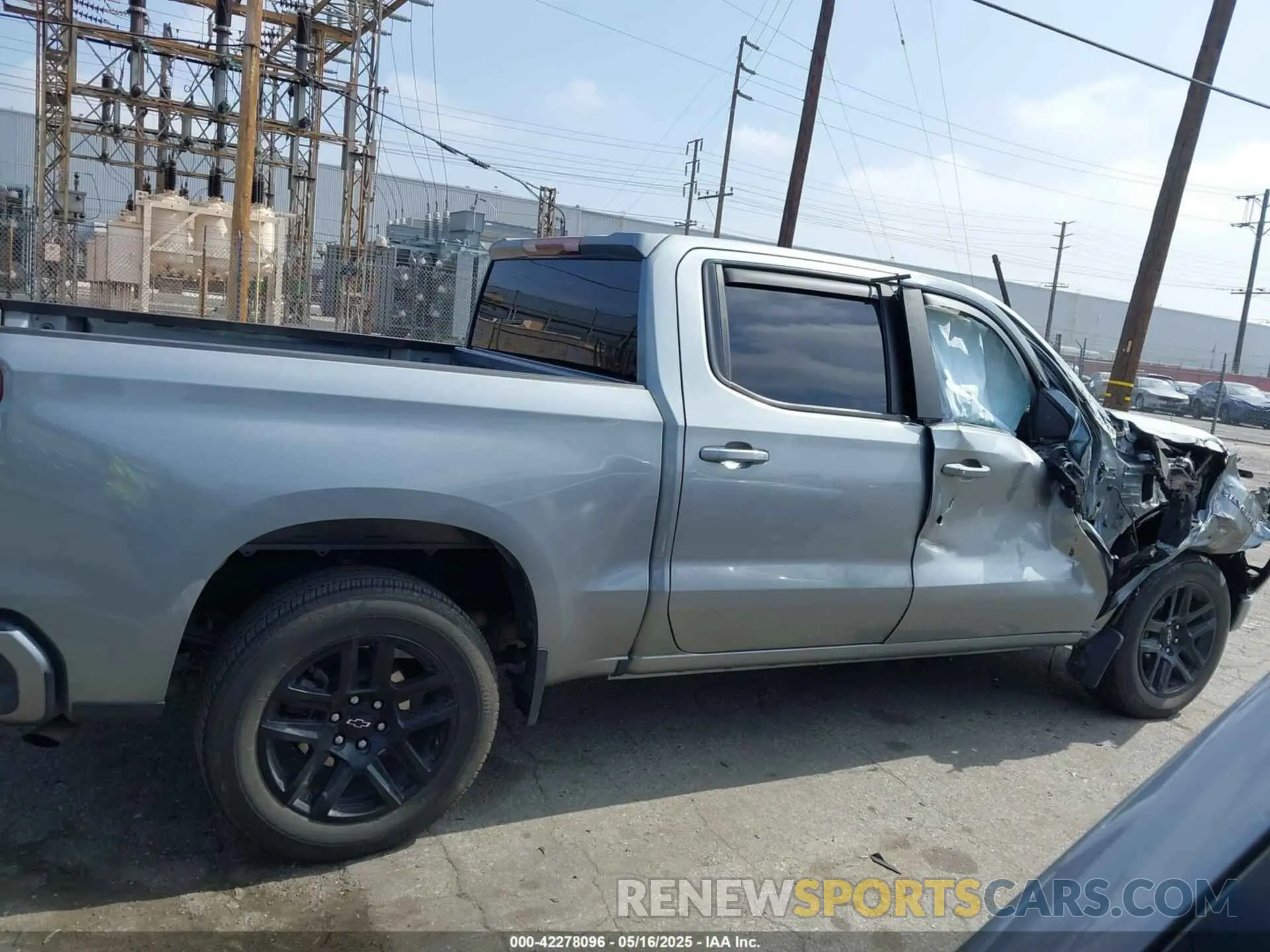 13 Photograph of a damaged car 2GCPADED9P1150363 CHEVROLET SILVERADO 1500 2023