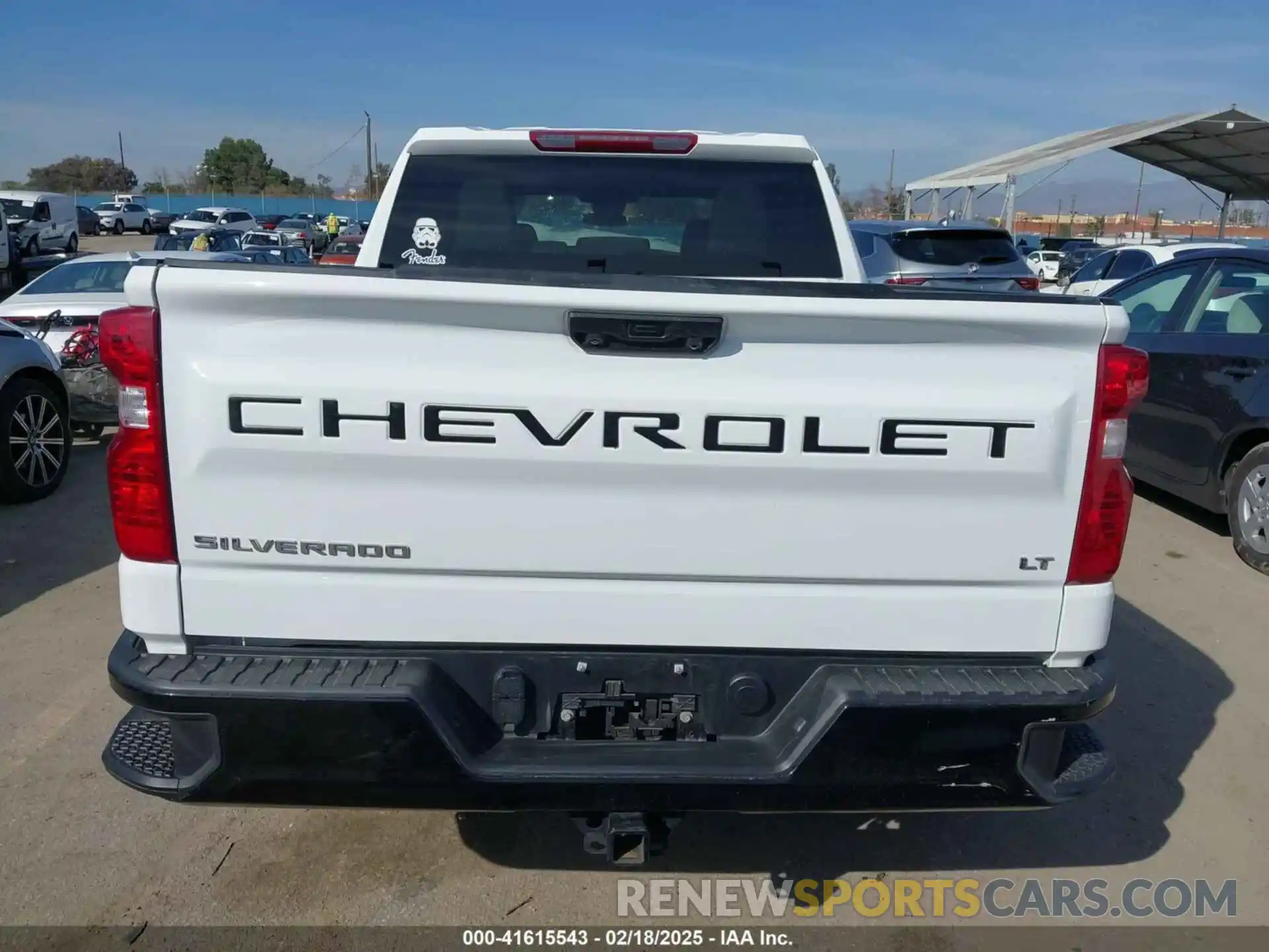 16 Photograph of a damaged car 2GCUDDED0P1115091 CHEVROLET SILVERADO 1500 2023