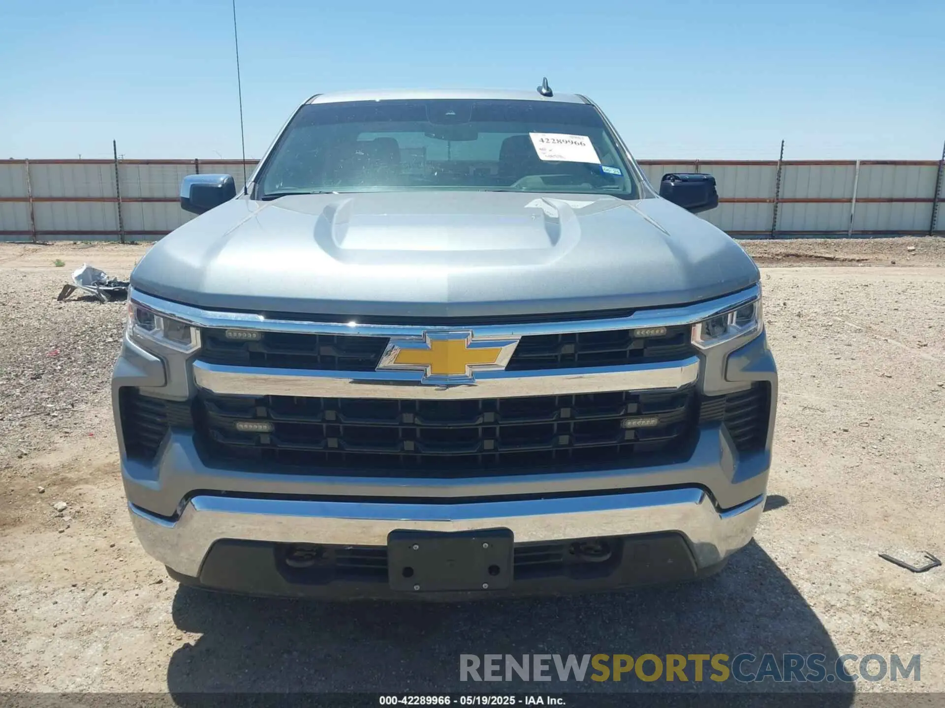 12 Photograph of a damaged car 2GCUDDED5P1137328 CHEVROLET SILVERADO 1500 2023