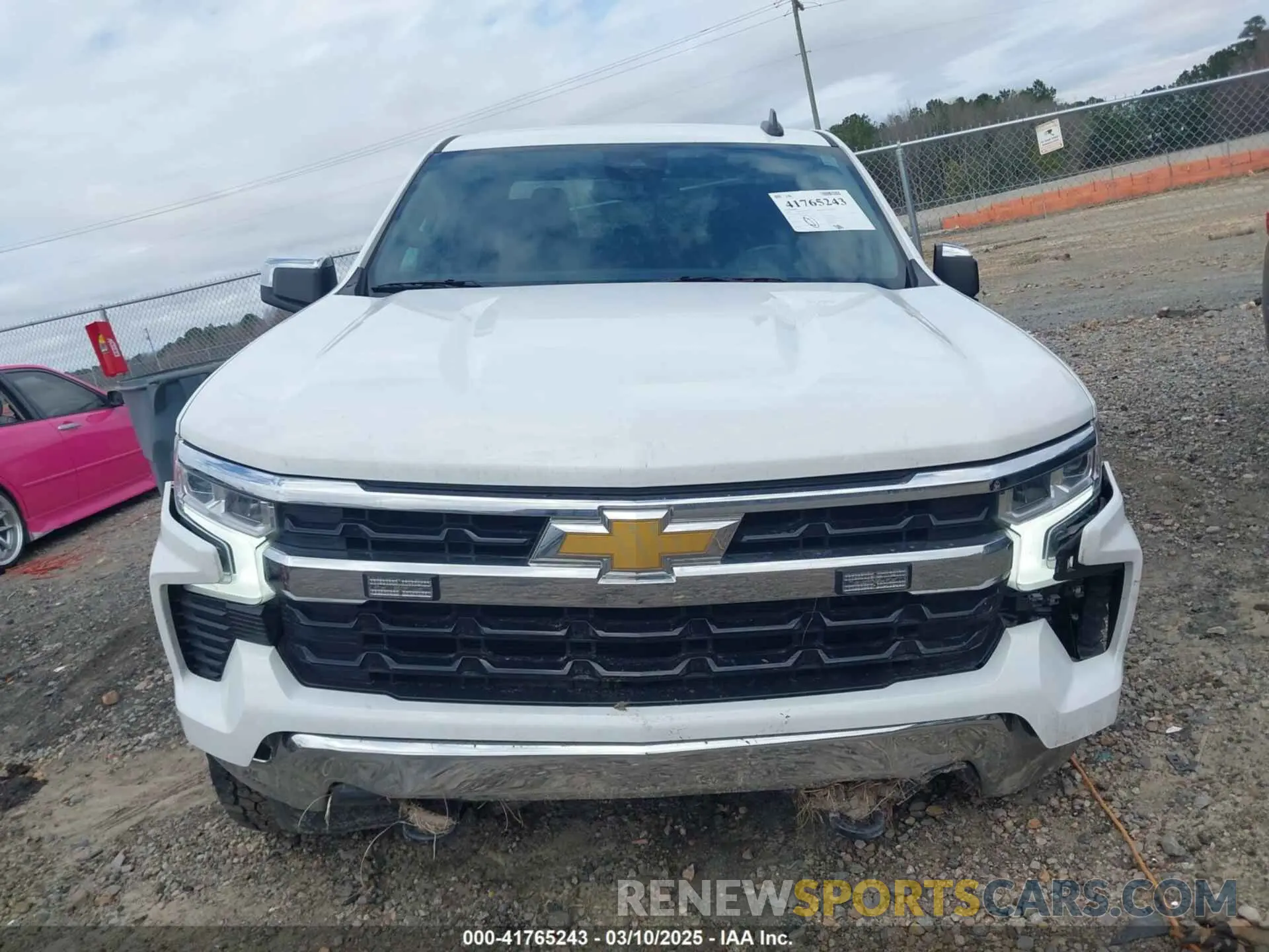 13 Photograph of a damaged car 2GCUDDED6P1124927 CHEVROLET SILVERADO 1500 2023