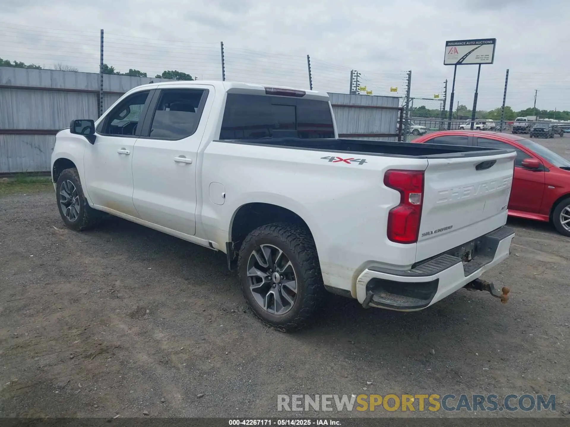 3 Photograph of a damaged car 2GCUDEED0P1142975 CHEVROLET SILVERADO 1500 2023