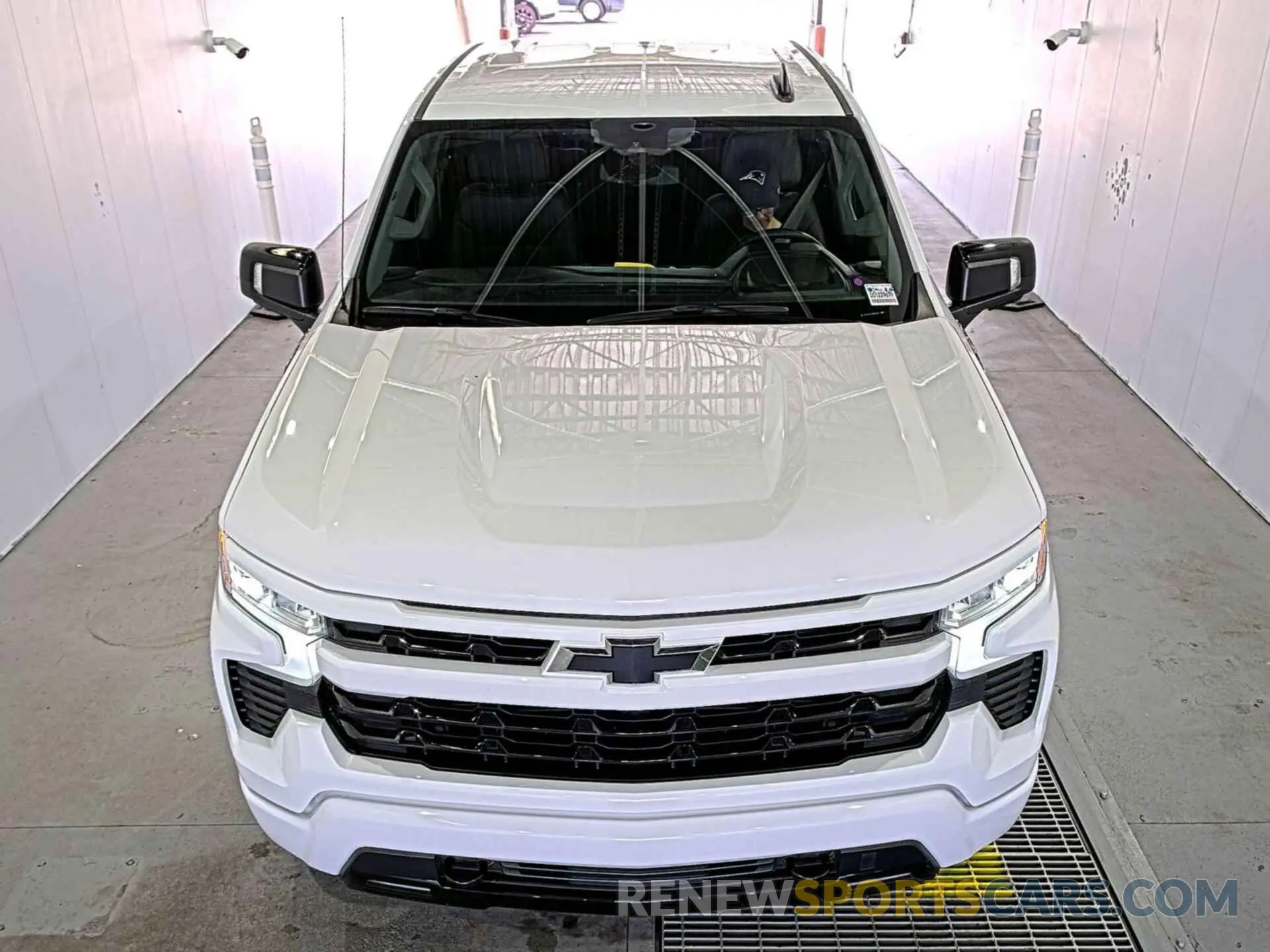 25 Photograph of a damaged car 2GCUDEED2P1153640 CHEVROLET SILVERADO 1500 2023