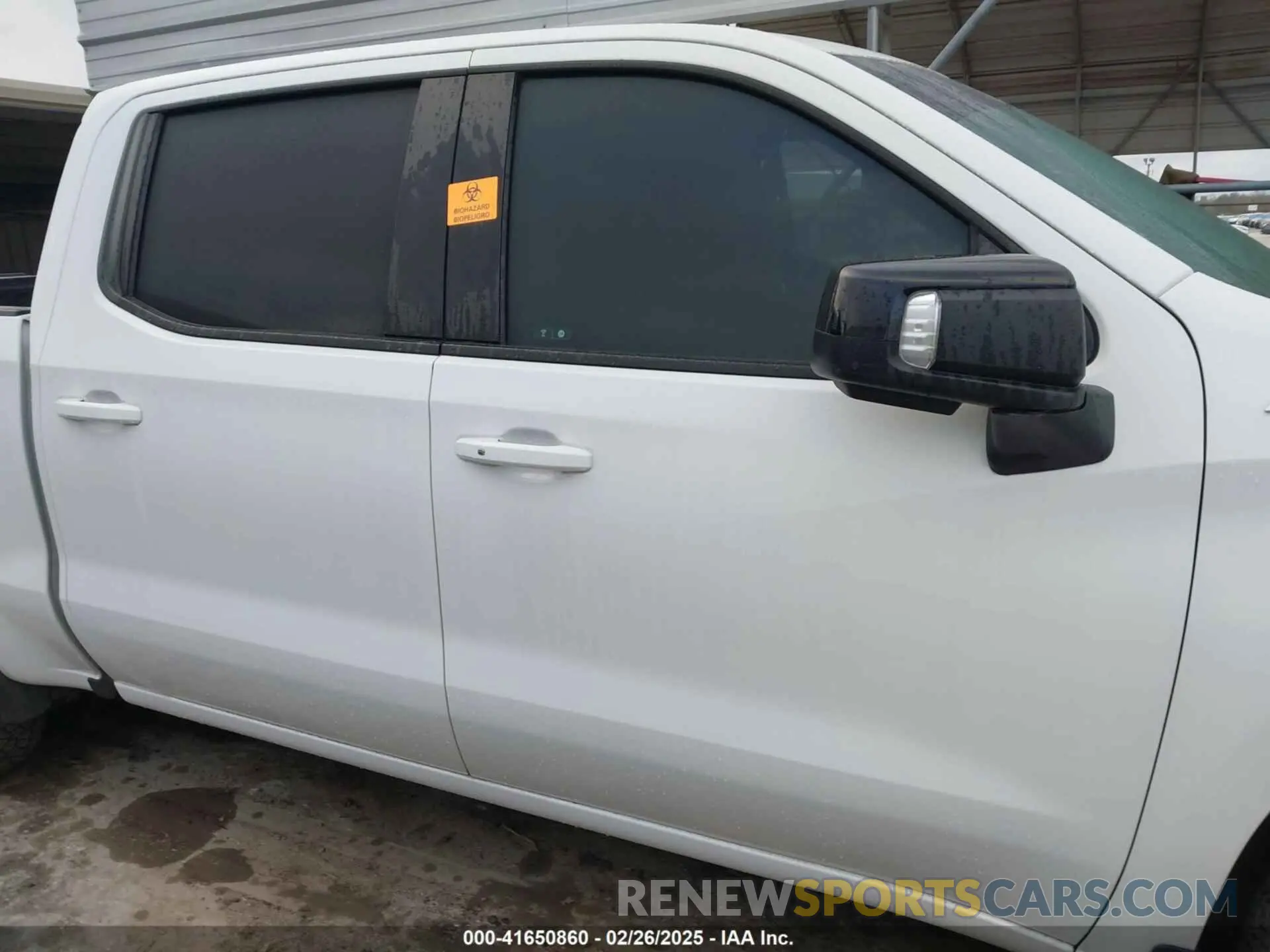 13 Photograph of a damaged car 2GCUDEEDXP1128436 CHEVROLET SILVERADO 1500 2023