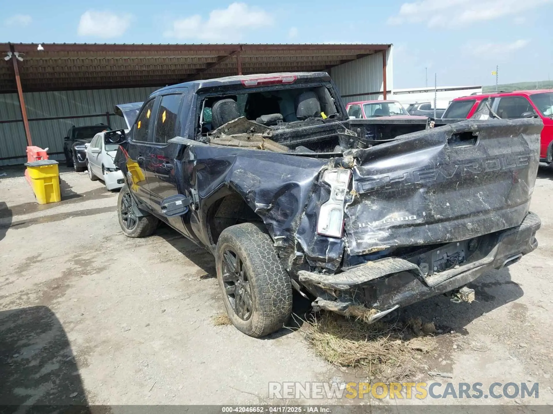 3 Photograph of a damaged car 2GCUDEEDXP1151506 CHEVROLET SILVERADO 1500 2023