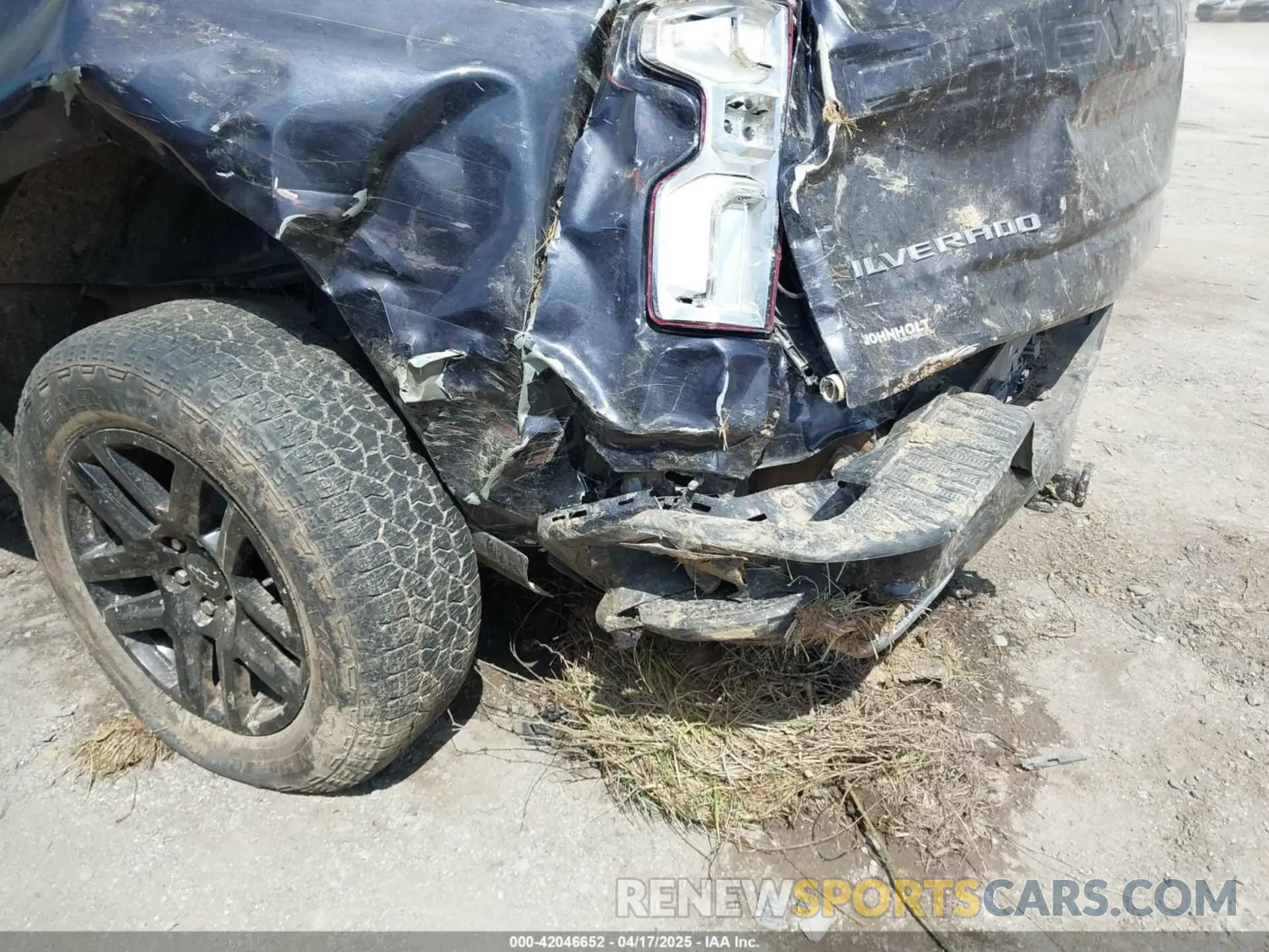 6 Photograph of a damaged car 2GCUDEEDXP1151506 CHEVROLET SILVERADO 1500 2023