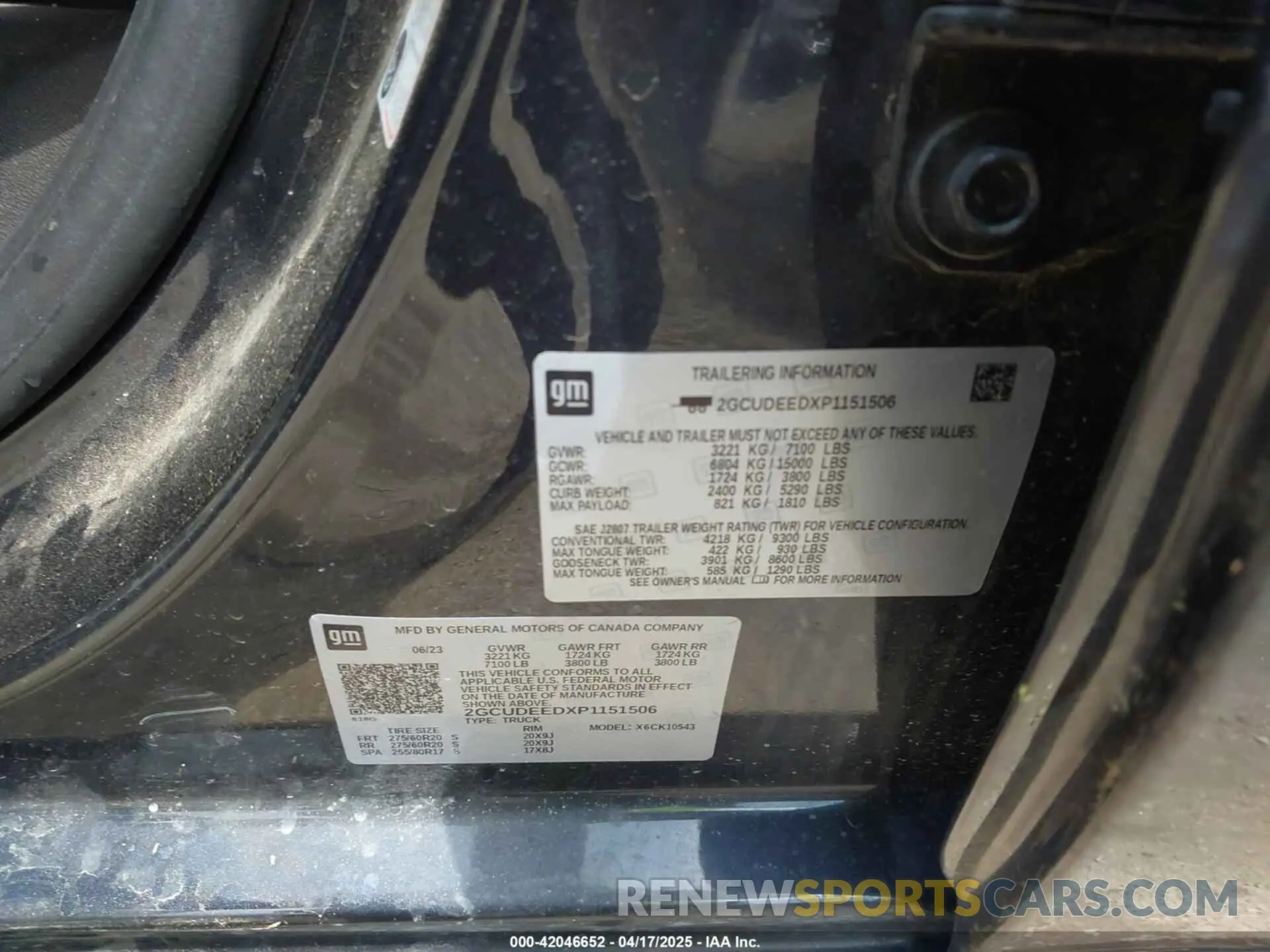 9 Photograph of a damaged car 2GCUDEEDXP1151506 CHEVROLET SILVERADO 1500 2023