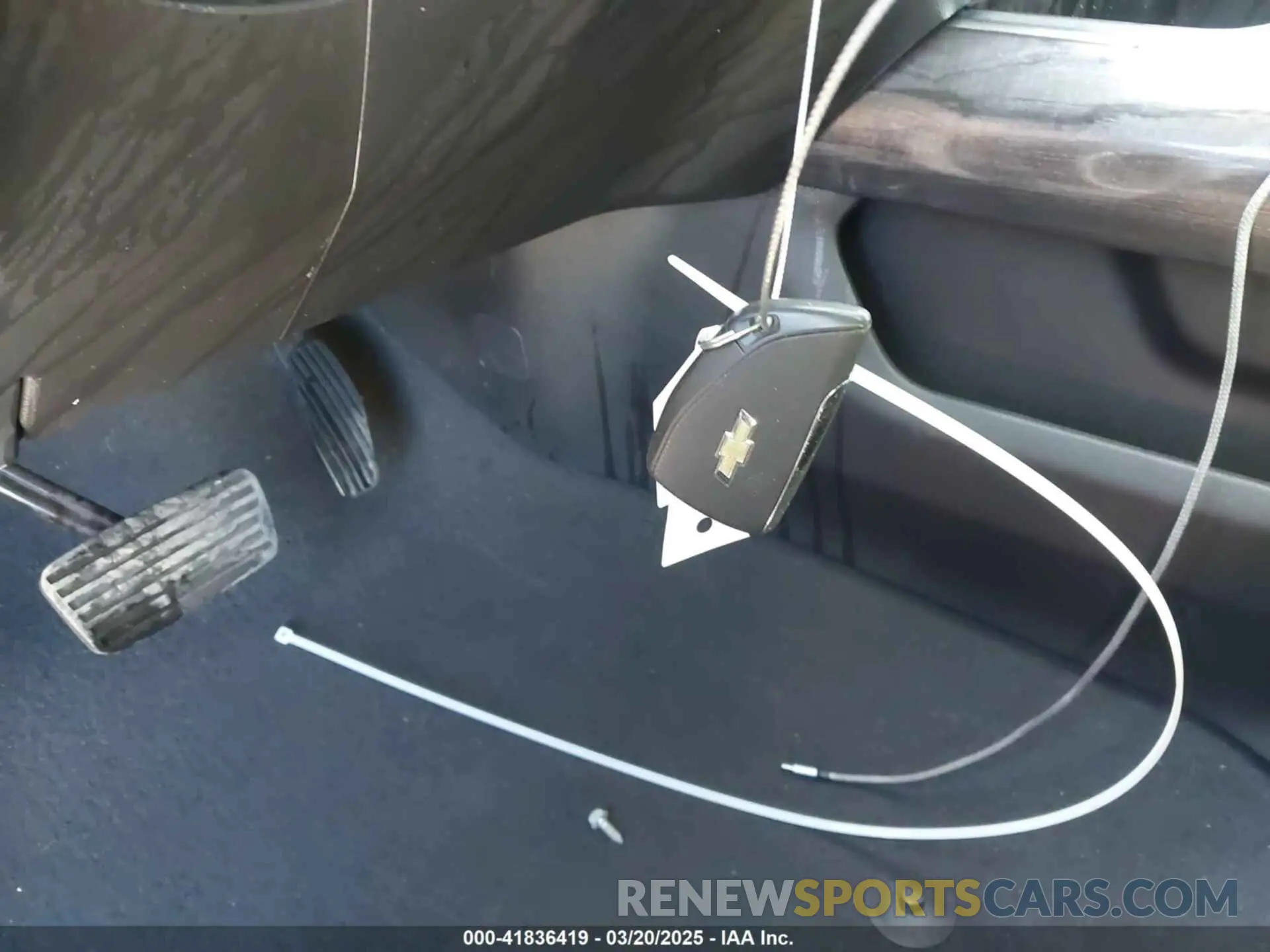 11 Photograph of a damaged car 2GCUDGED1P1106370 CHEVROLET SILVERADO 1500 2023