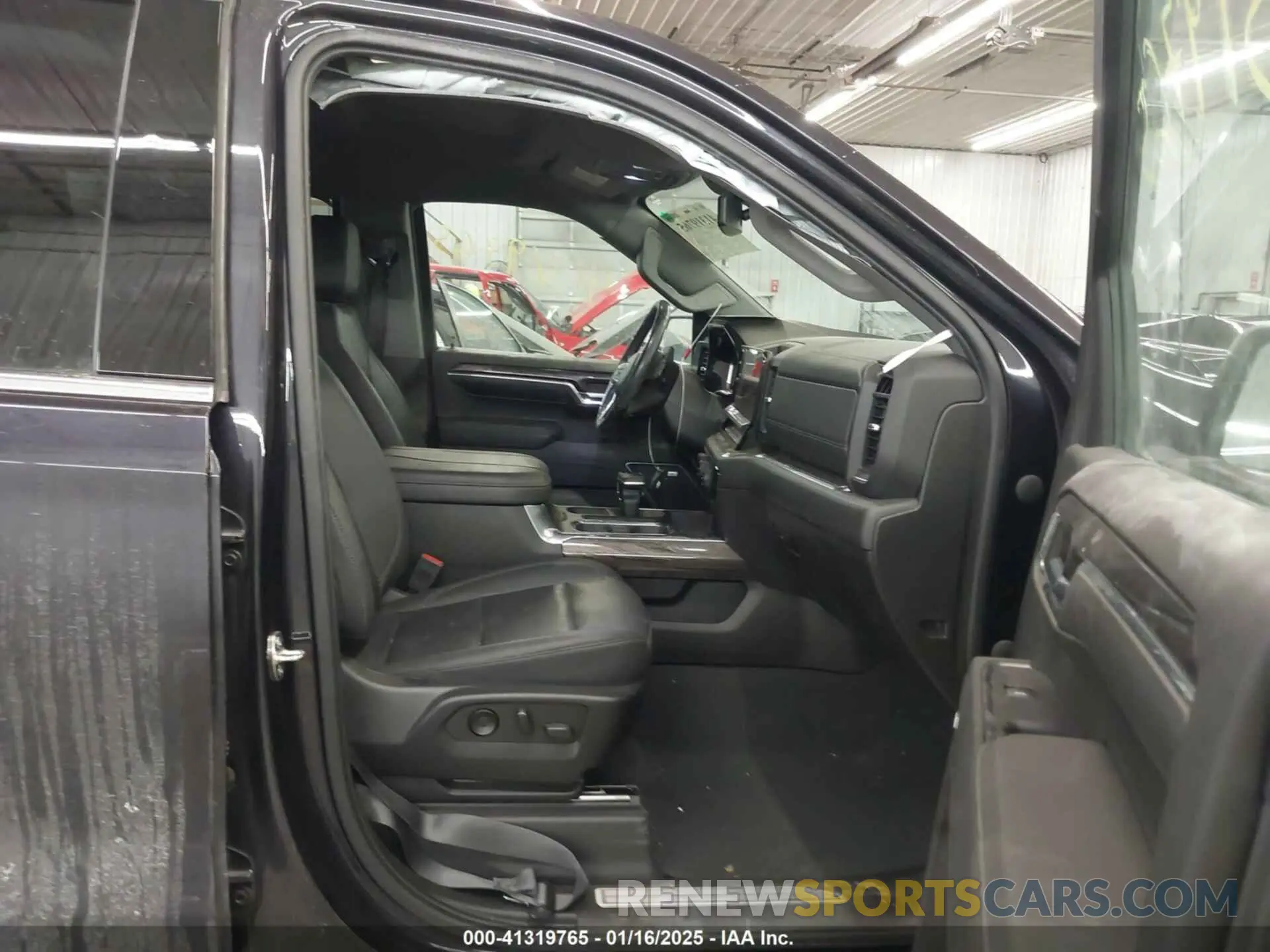 5 Photograph of a damaged car 2GCUDGED3P1113448 CHEVROLET SILVERADO 1500 2023
