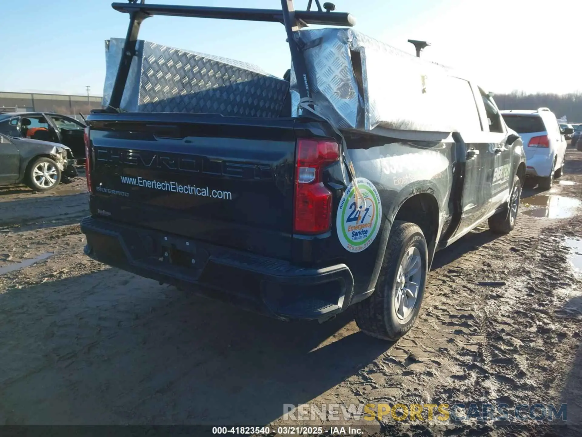 4 Photograph of a damaged car 3GCPDAEK5PG102600 CHEVROLET SILVERADO 1500 2023