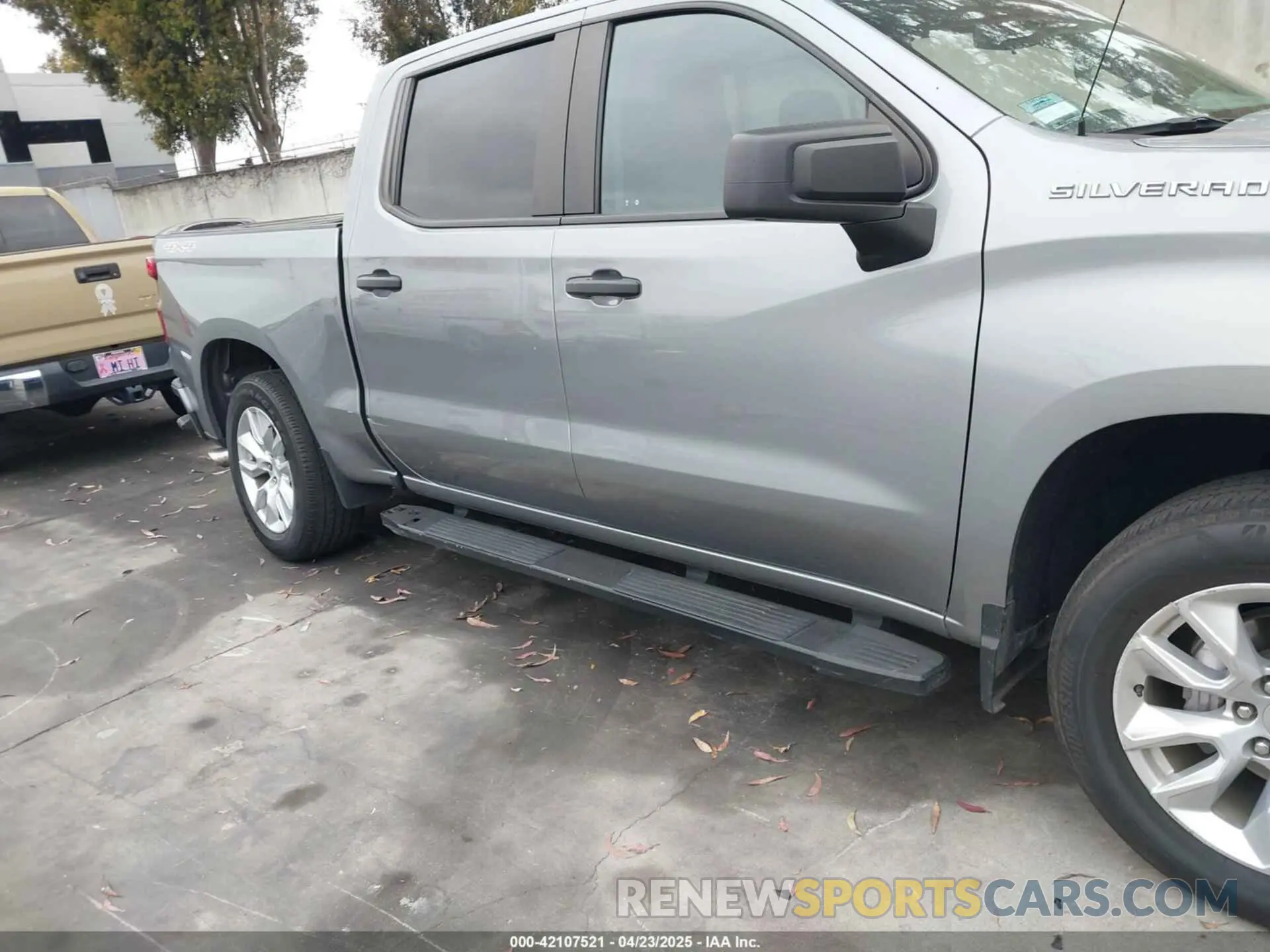 13 Photograph of a damaged car 3GCPDBEKXPG221524 CHEVROLET SILVERADO 1500 2023
