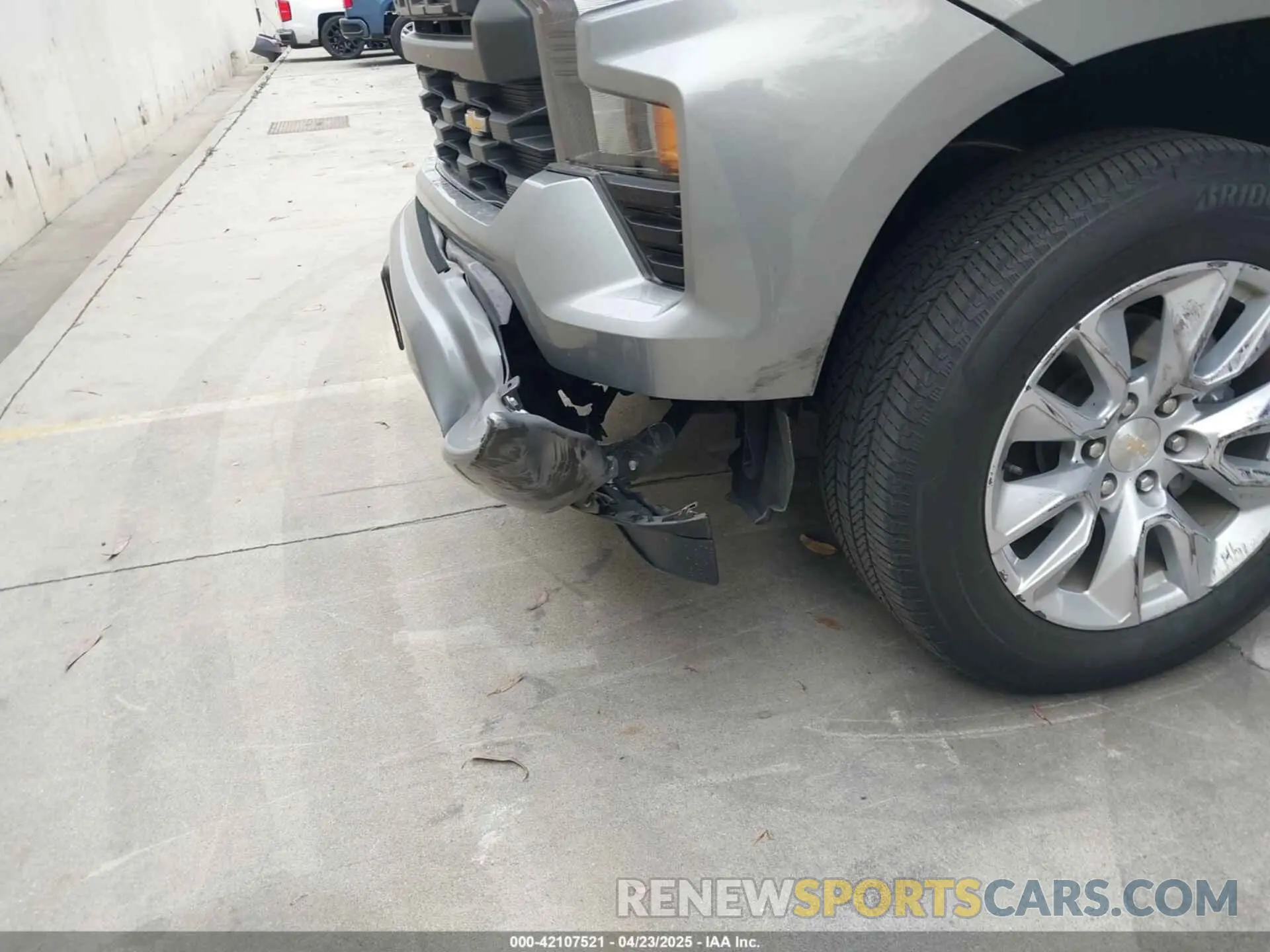 17 Photograph of a damaged car 3GCPDBEKXPG221524 CHEVROLET SILVERADO 1500 2023