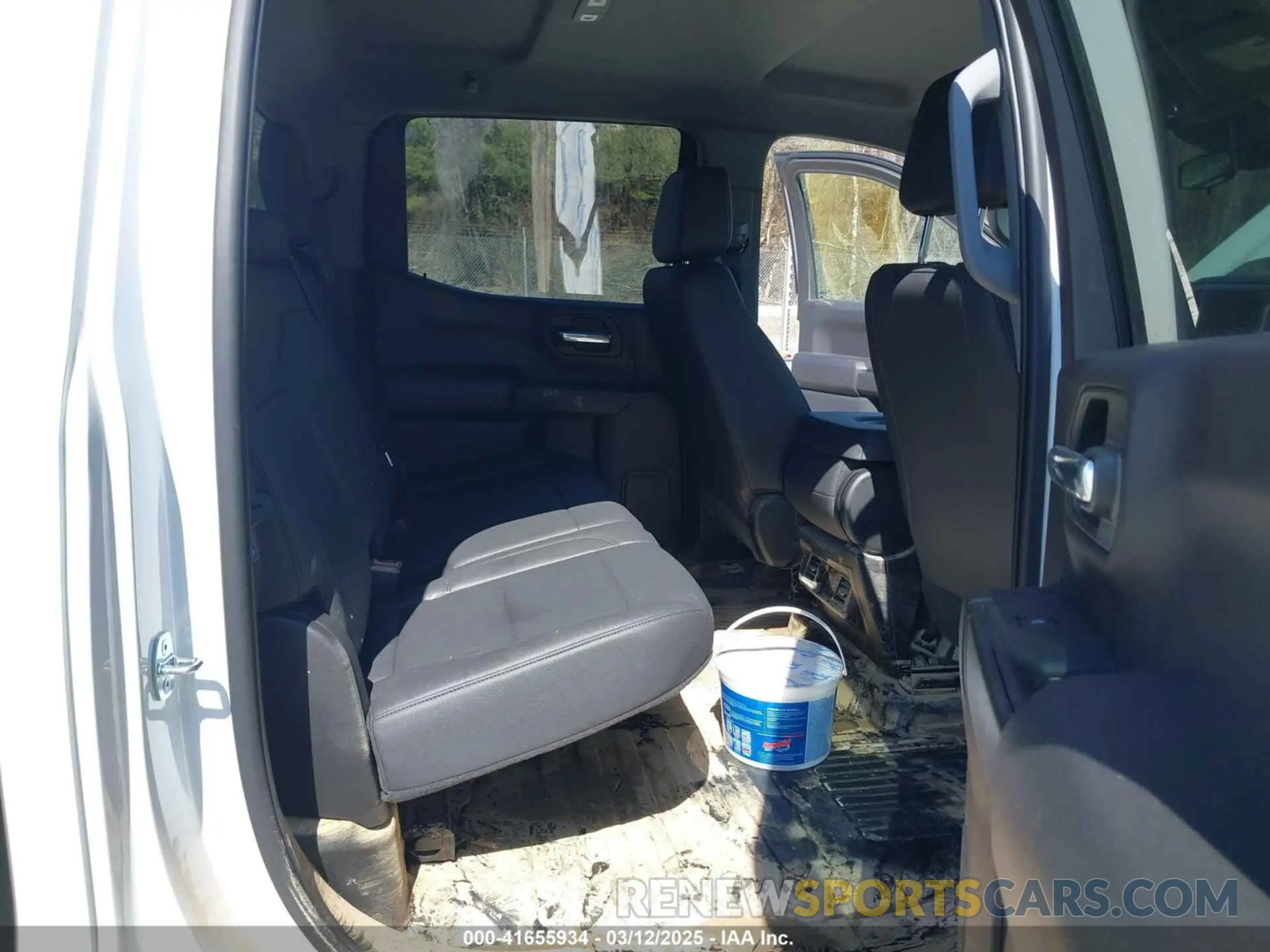 8 Photograph of a damaged car 3GCUDAED1PG327228 CHEVROLET SILVERADO 1500 2023