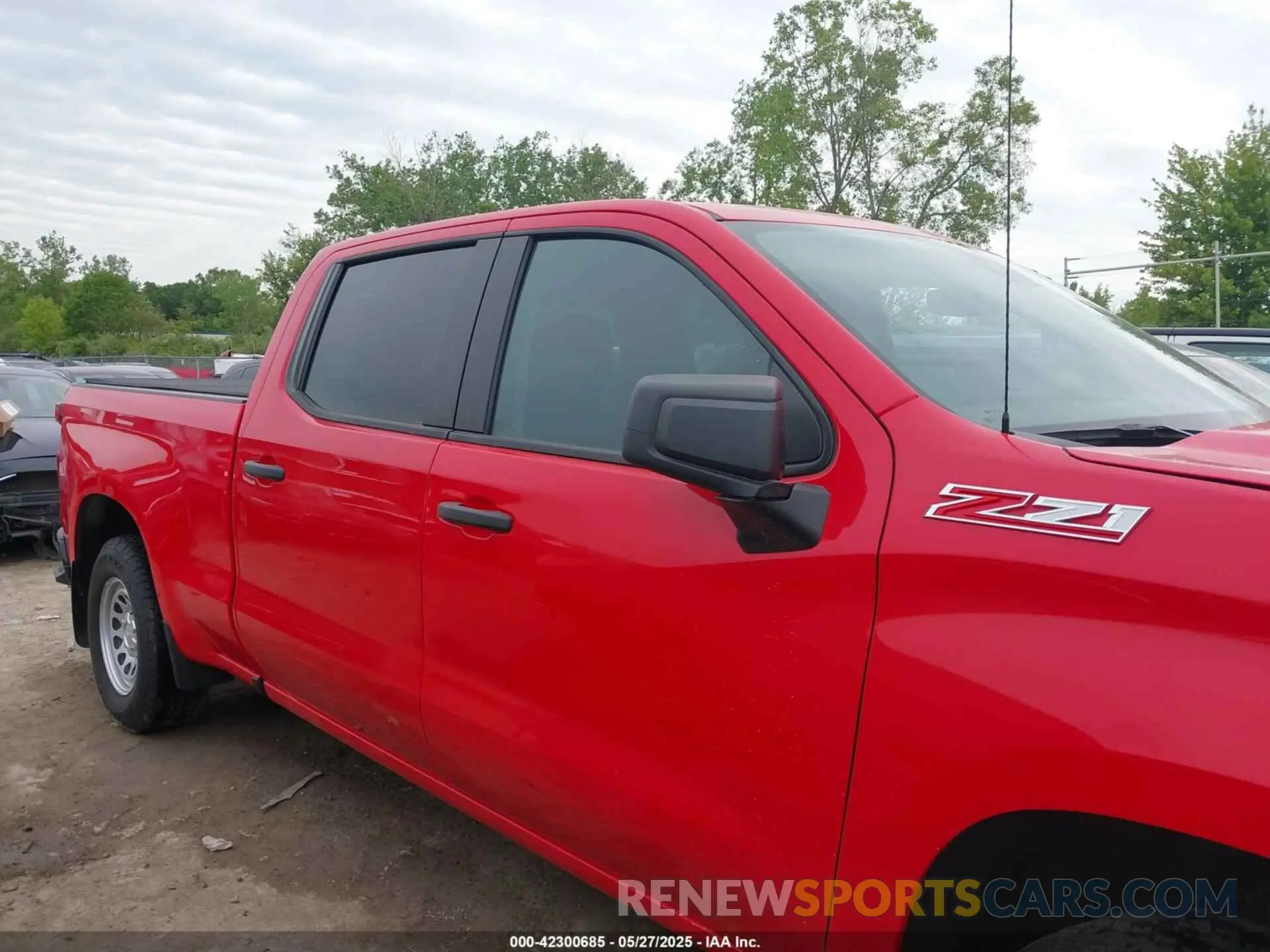 14 Photograph of a damaged car 3GCUDAED4PG320807 CHEVROLET SILVERADO 1500 2023