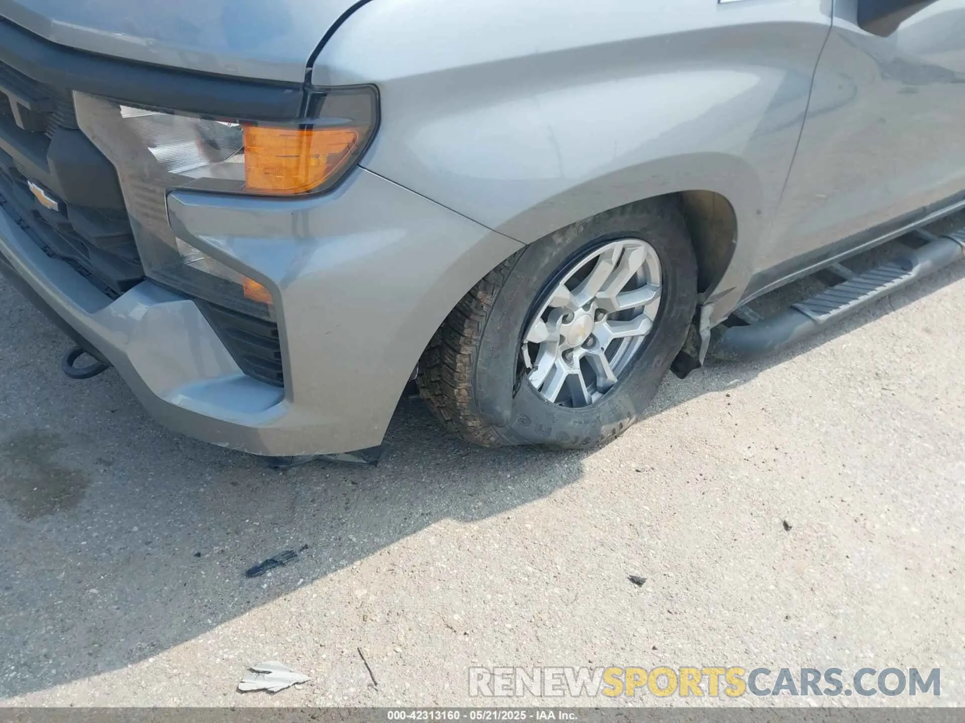 6 Photograph of a damaged car 3GCUDAEDXPG360972 CHEVROLET SILVERADO 1500 2023
