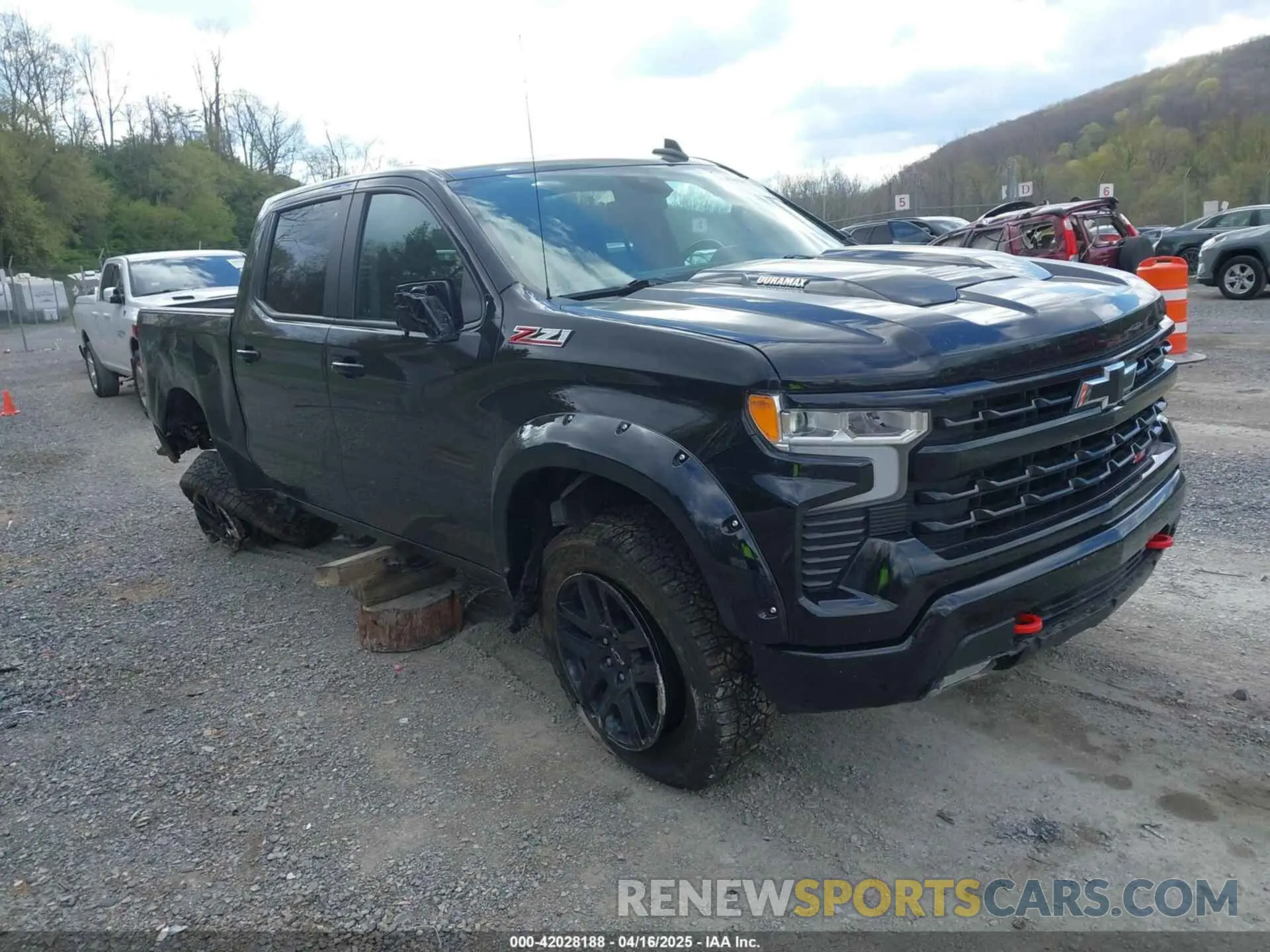 1 Photograph of a damaged car 3GCUDFE89PG270678 CHEVROLET SILVERADO 1500 2023