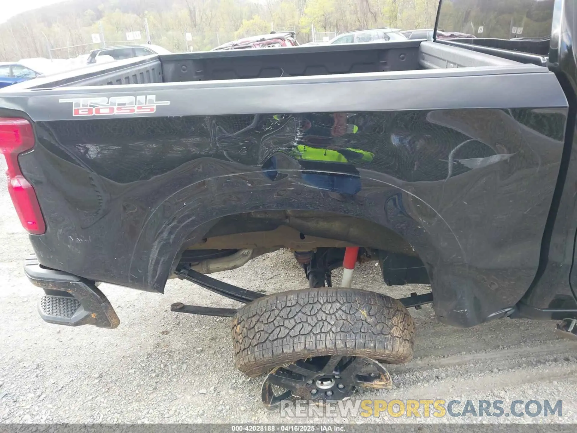 6 Photograph of a damaged car 3GCUDFE89PG270678 CHEVROLET SILVERADO 1500 2023