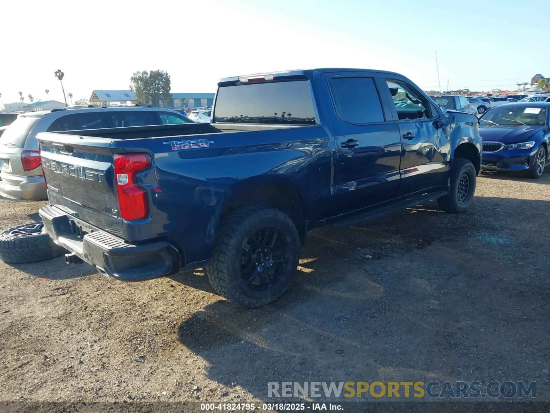 4 Photograph of a damaged car 3GCUDFE8XPG152588 CHEVROLET SILVERADO 1500 2023