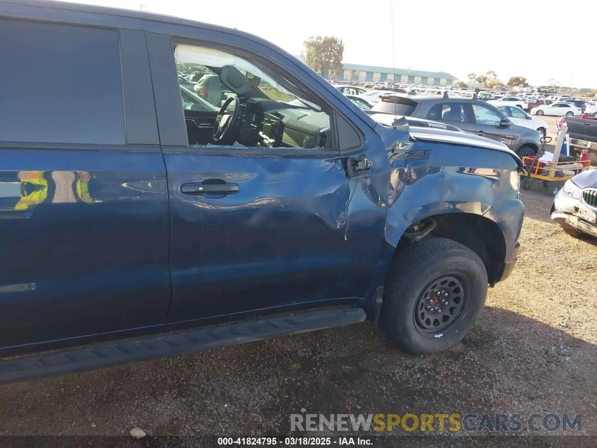 6 Photograph of a damaged car 3GCUDFE8XPG152588 CHEVROLET SILVERADO 1500 2023