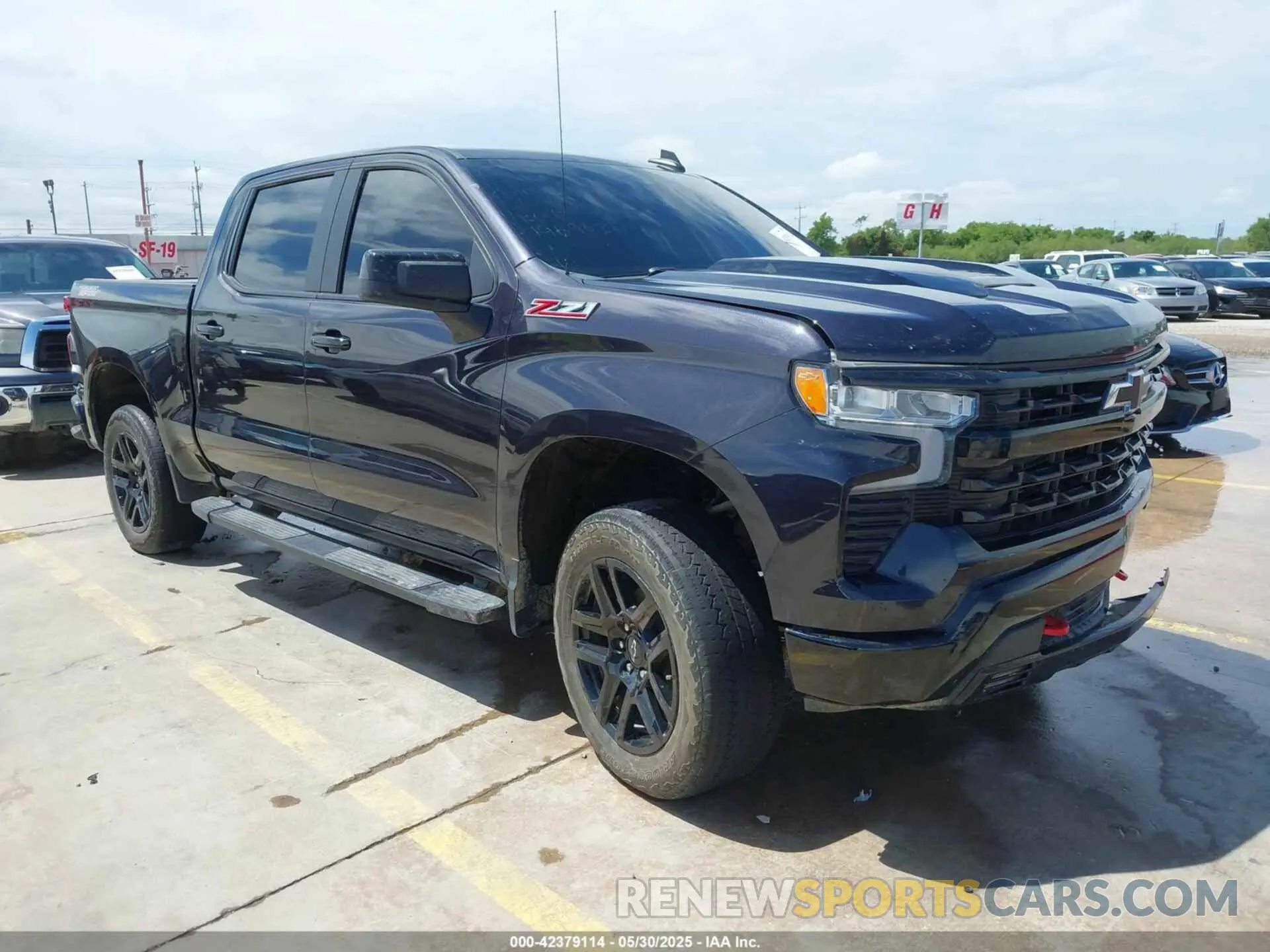 1 Photograph of a damaged car 3GCUDFED3PG196963 CHEVROLET SILVERADO 1500 2023