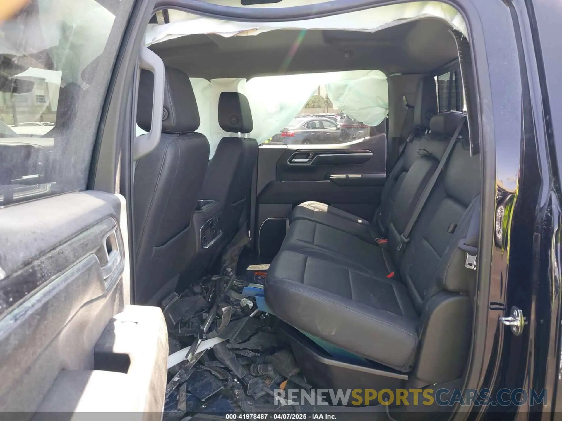 8 Photograph of a damaged car 3GCUDGEL2PG173803 CHEVROLET SILVERADO 1500 2023