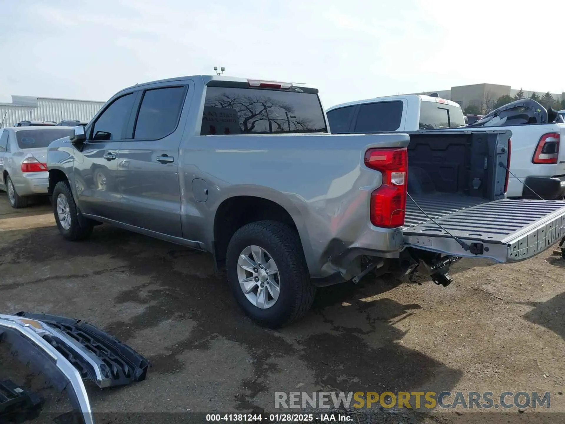 3 Photograph of a damaged car 1GCPACEK2RZ168867 CHEVROLET SILVERADO 1500 2024