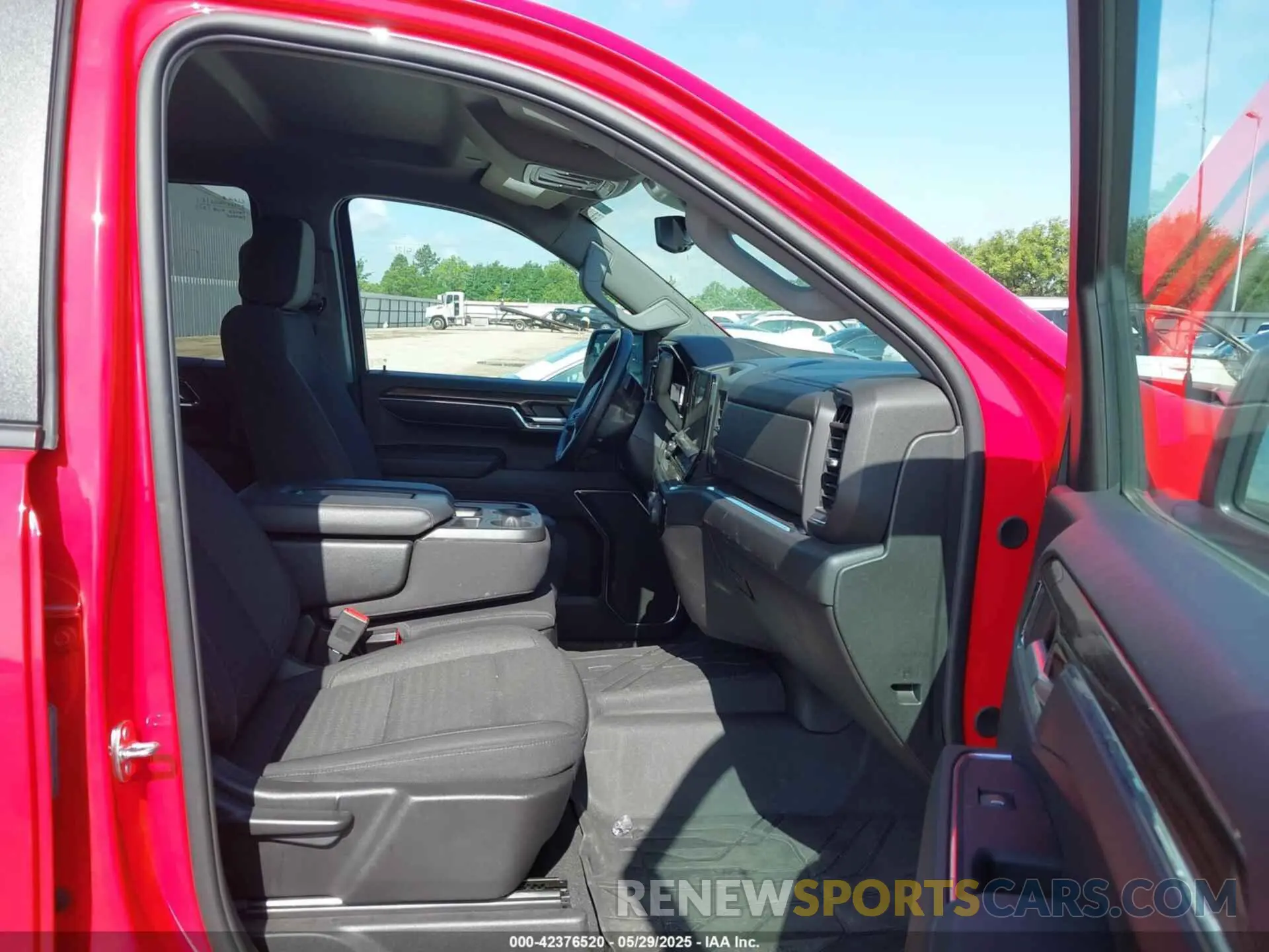 5 Photograph of a damaged car 1GCPACEK4RZ178199 CHEVROLET SILVERADO 1500 2024