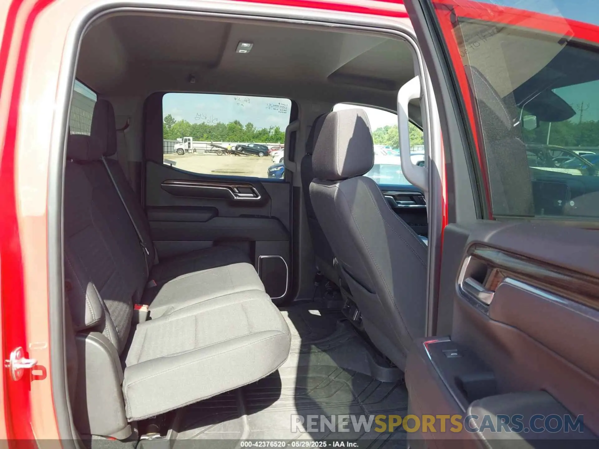 8 Photograph of a damaged car 1GCPACEK4RZ178199 CHEVROLET SILVERADO 1500 2024