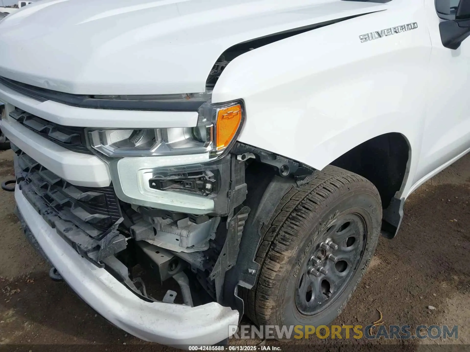 17 Photograph of a damaged car 1GCPDEEK0RZ110808 CHEVROLET SILVERADO 1500 2024