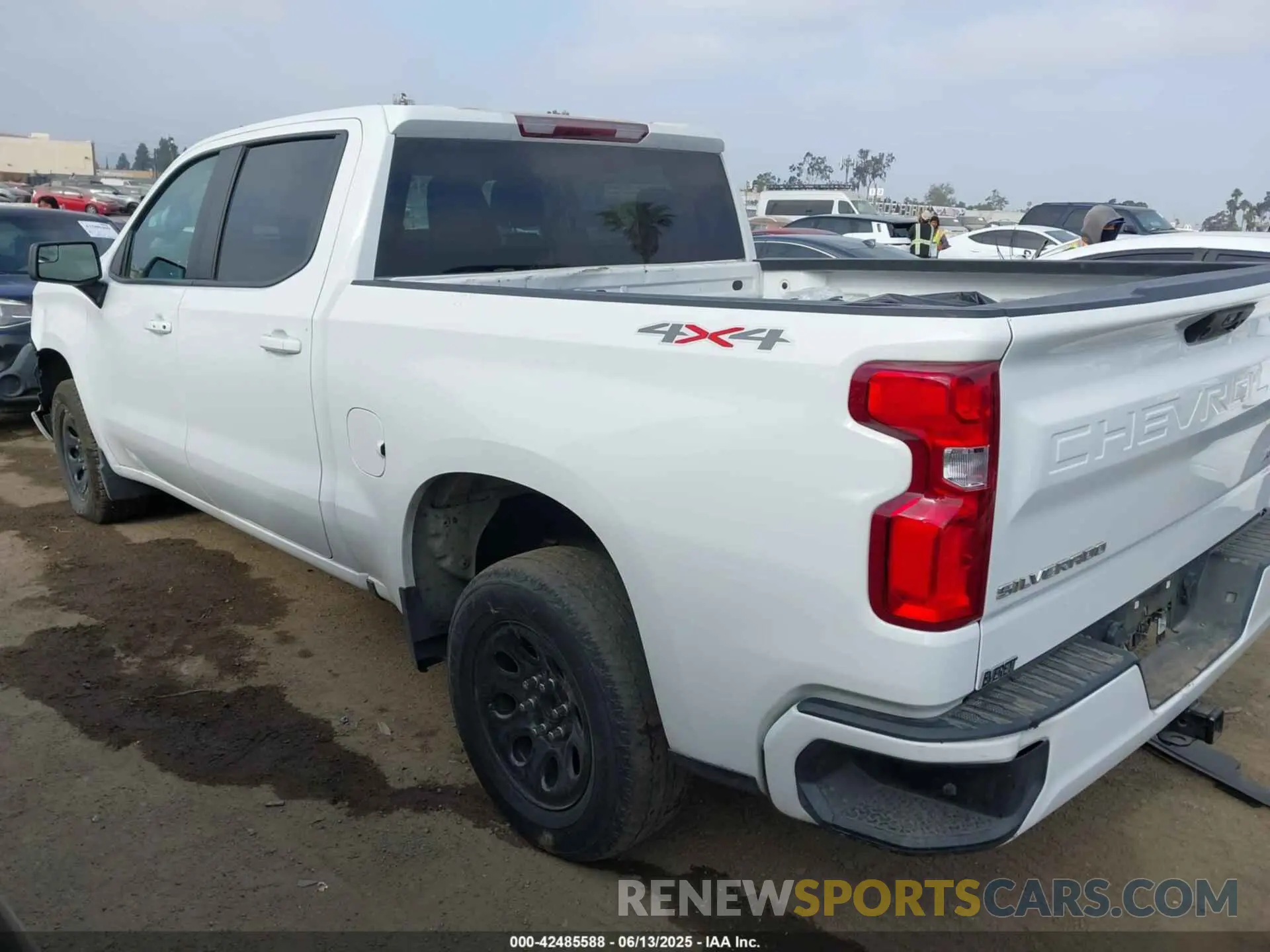 3 Photograph of a damaged car 1GCPDEEK0RZ110808 CHEVROLET SILVERADO 1500 2024