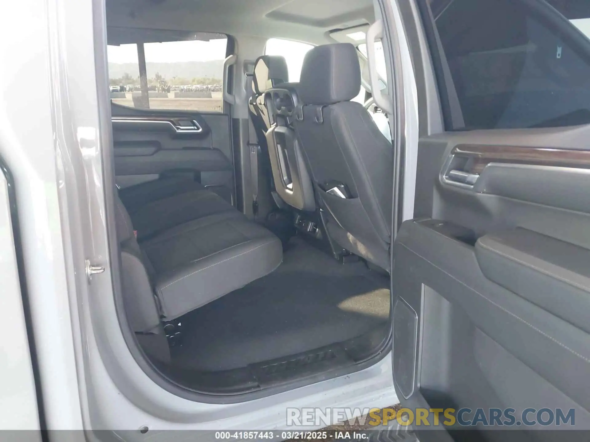 8 Photograph of a damaged car 1GCPDKEK2RZ359108 CHEVROLET SILVERADO 1500 2024