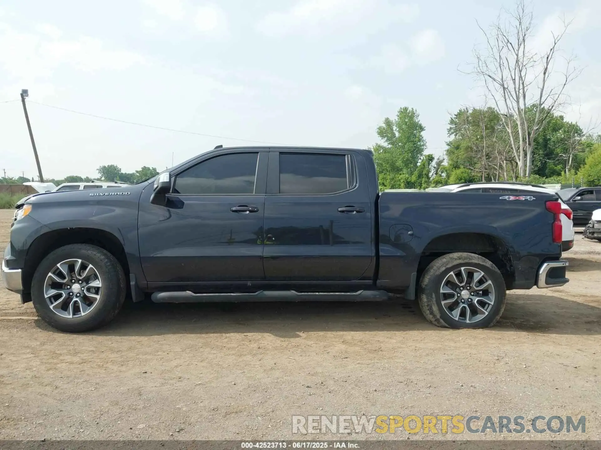 14 Photograph of a damaged car 1GCPDKEK4RZ266543 CHEVROLET SILVERADO 1500 2024