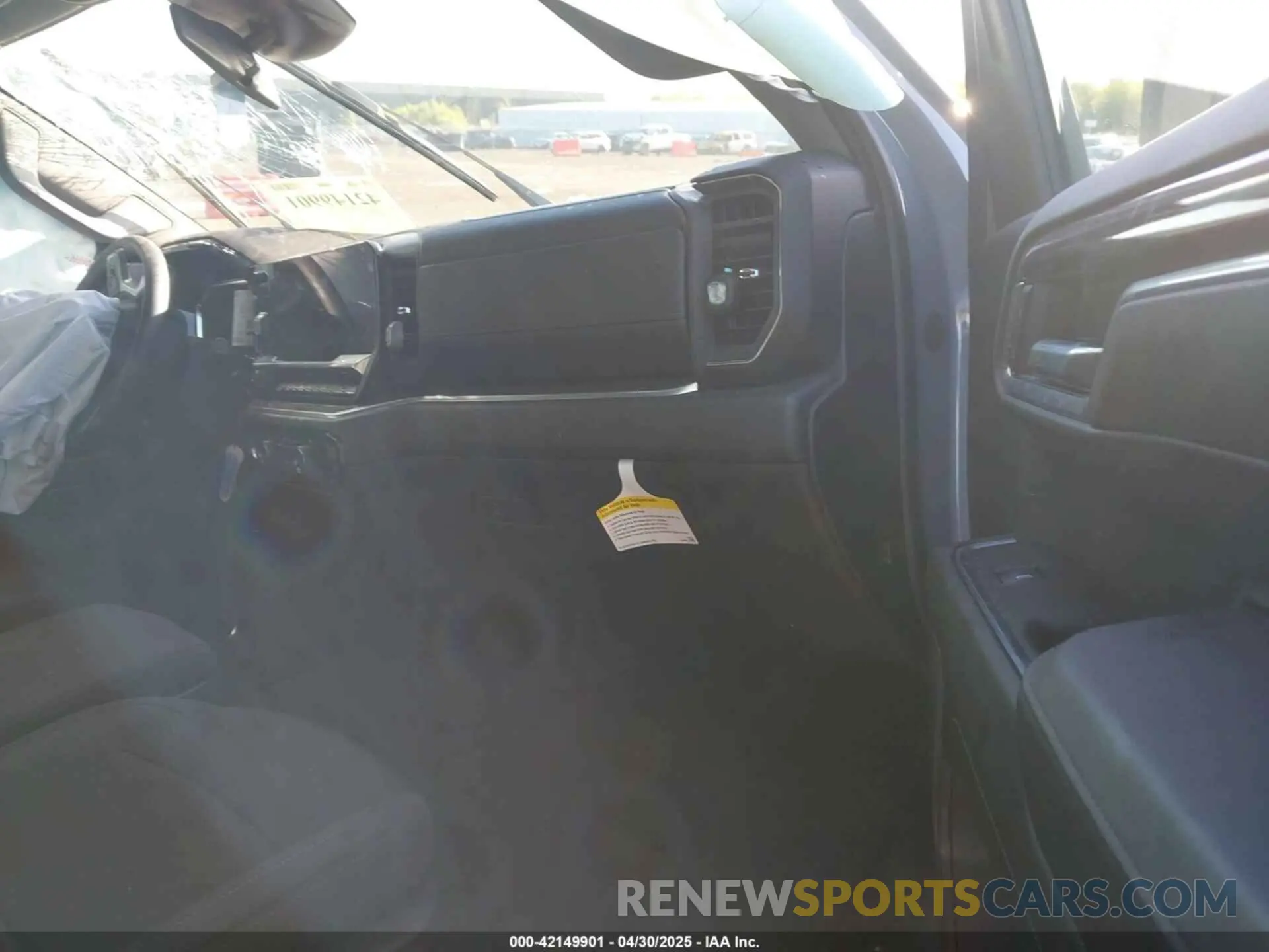5 Photograph of a damaged car 1GCPDKEK6RZ370452 CHEVROLET SILVERADO 1500 2024