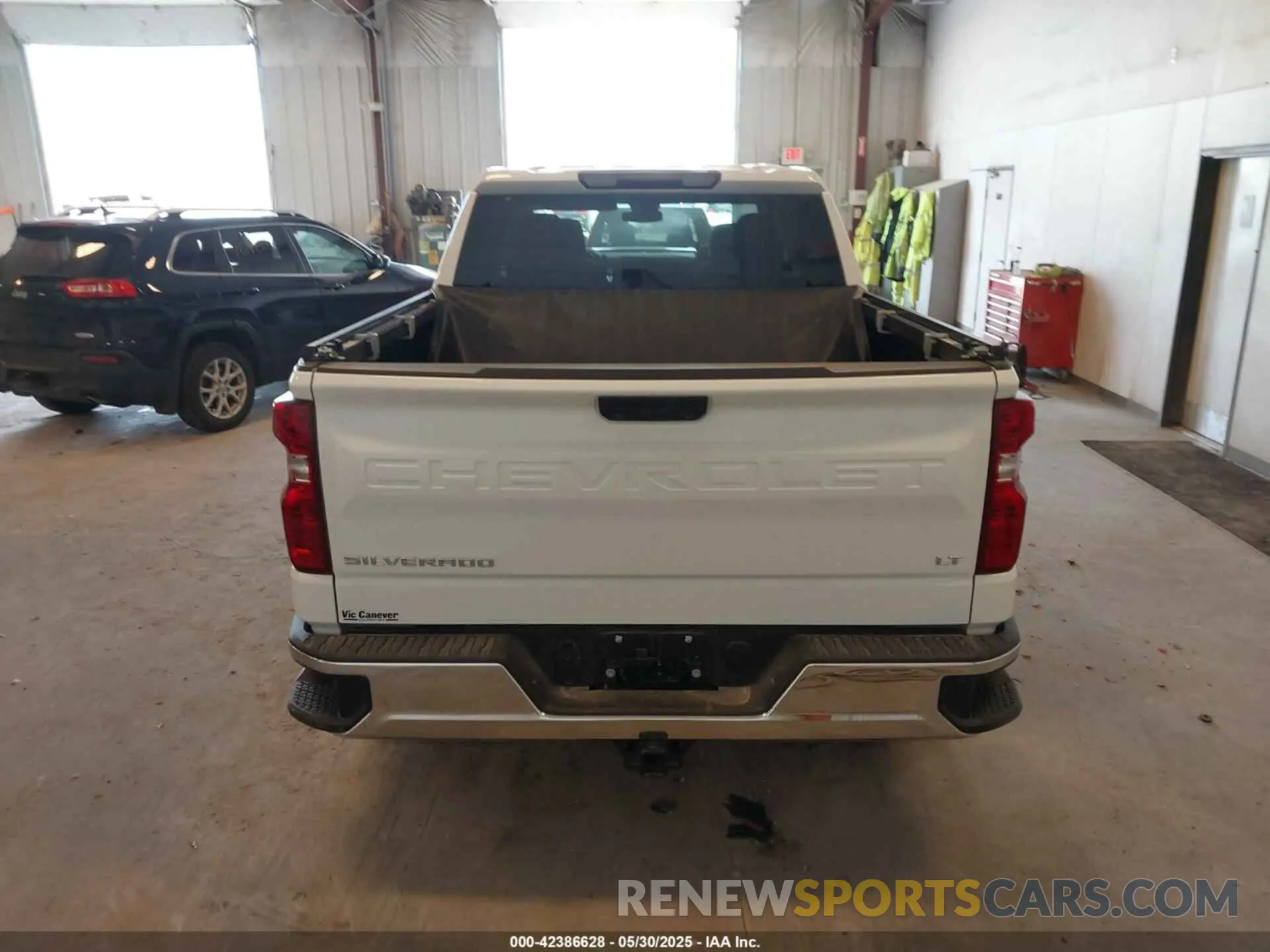 16 Photograph of a damaged car 1GCPDKEK7RZ319512 CHEVROLET SILVERADO 1500 2024