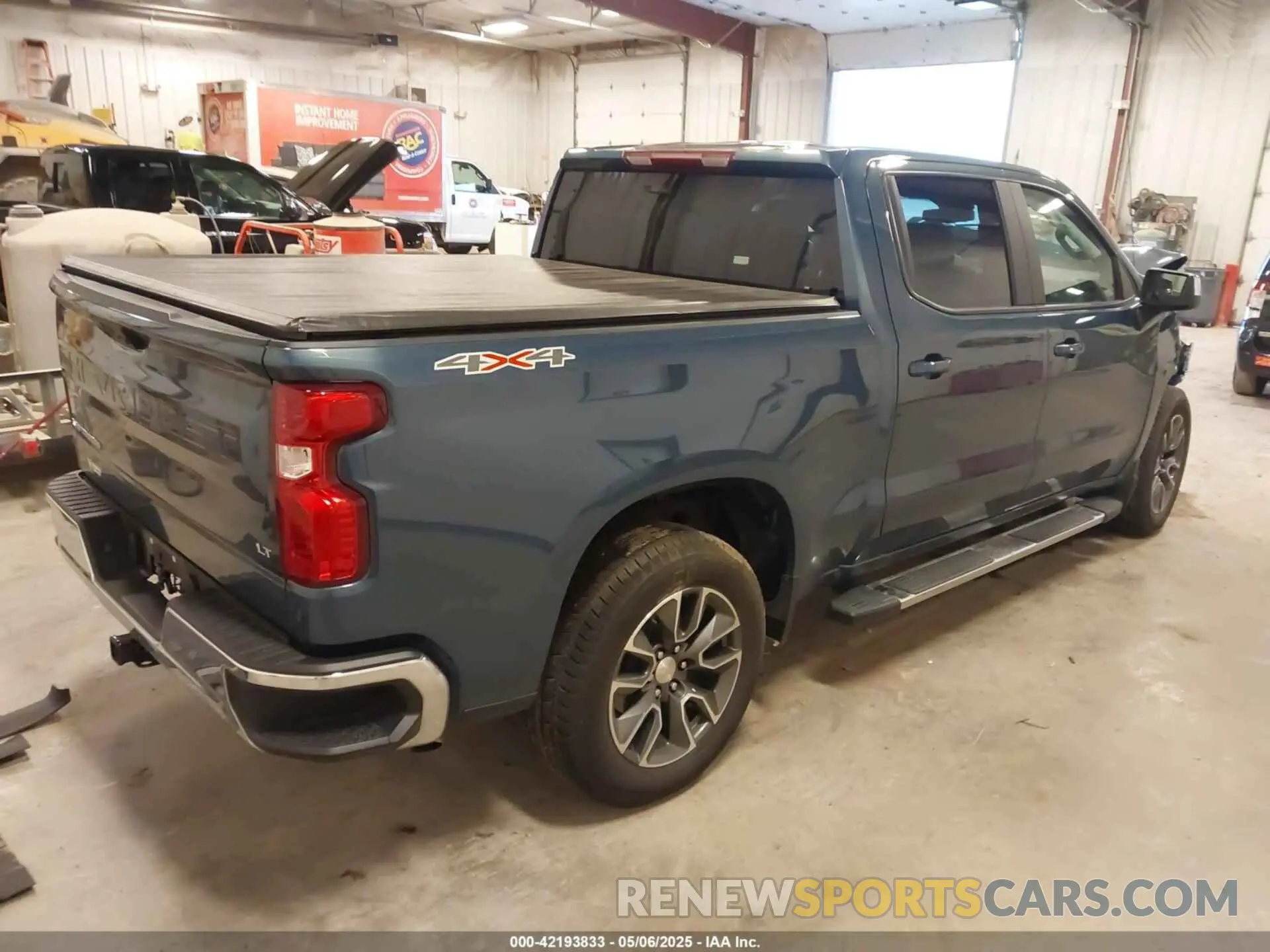 4 Photograph of a damaged car 1GCPDKEKXRZ244644 CHEVROLET SILVERADO 1500 2024