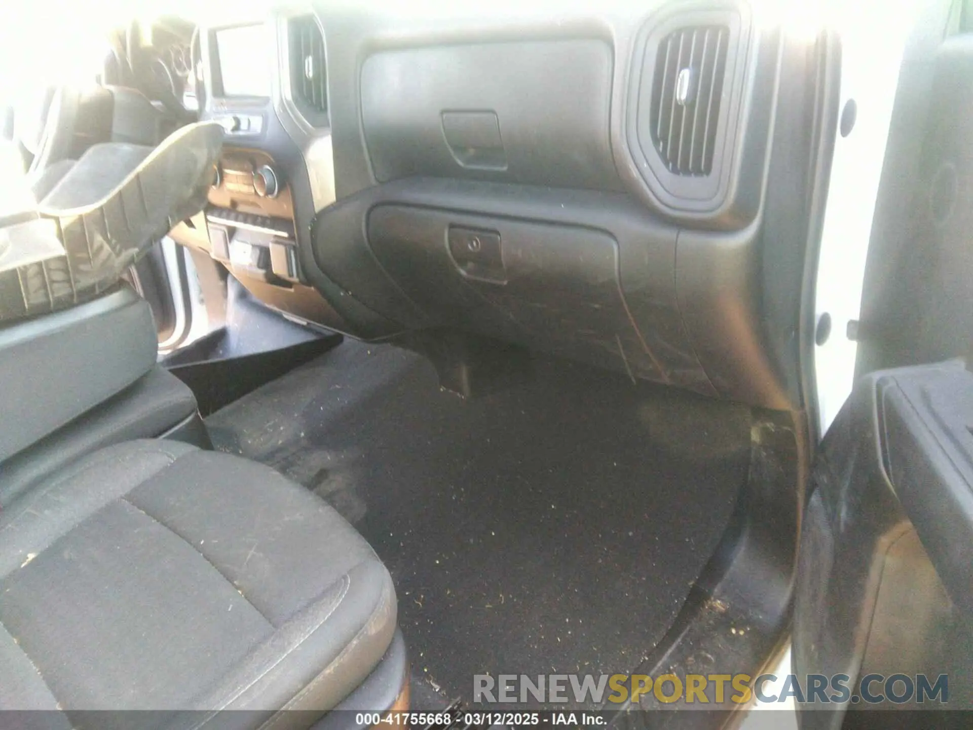 5 Photograph of a damaged car 1GCRABEK5RZ138961 CHEVROLET SILVERADO 1500 2024