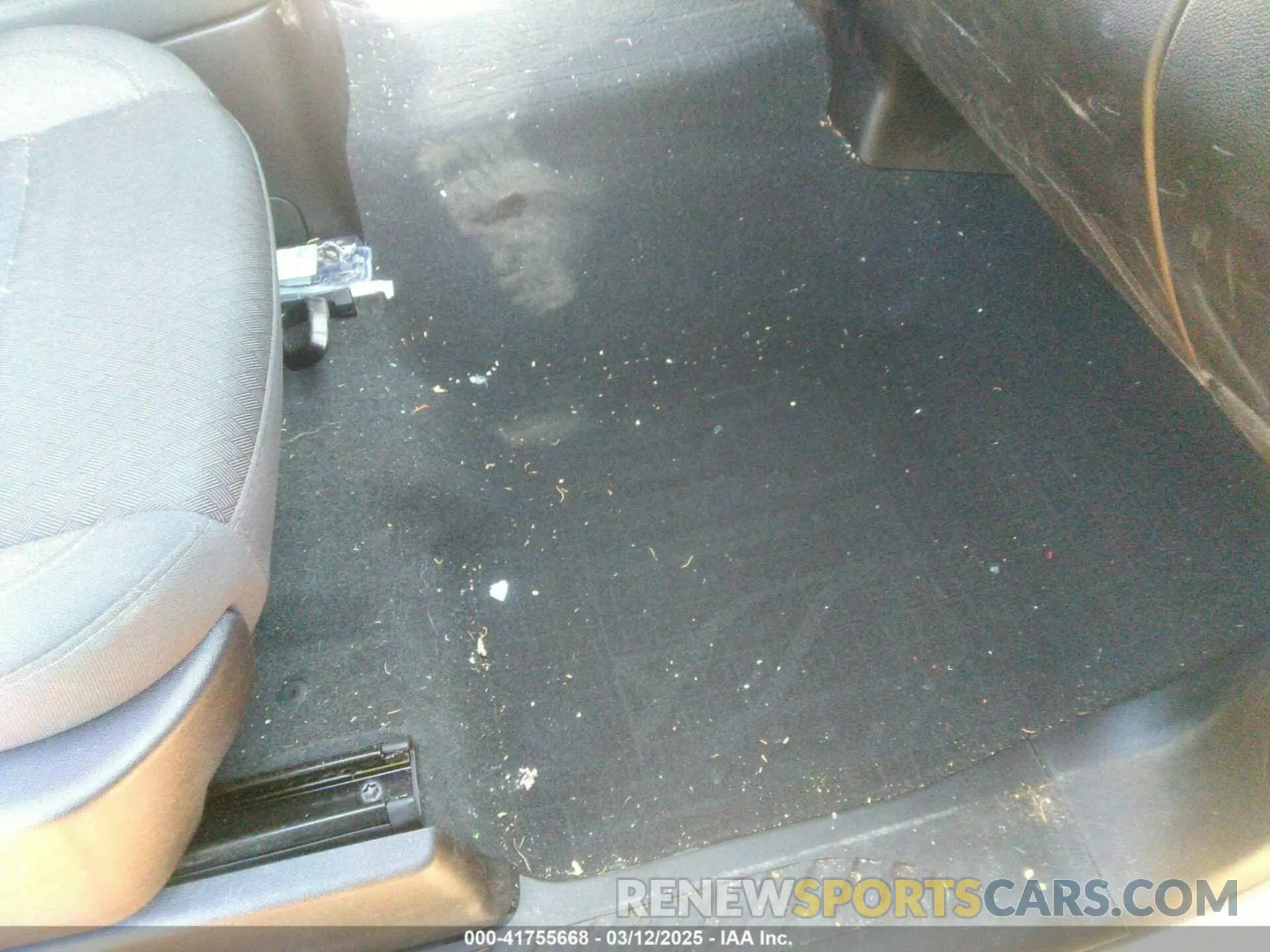 8 Photograph of a damaged car 1GCRABEK5RZ138961 CHEVROLET SILVERADO 1500 2024
