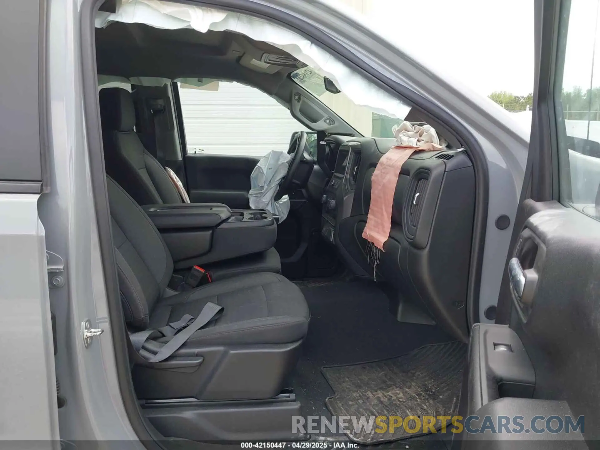 5 Photograph of a damaged car 1GCRABEK5RZ378964 CHEVROLET SILVERADO 1500 2024