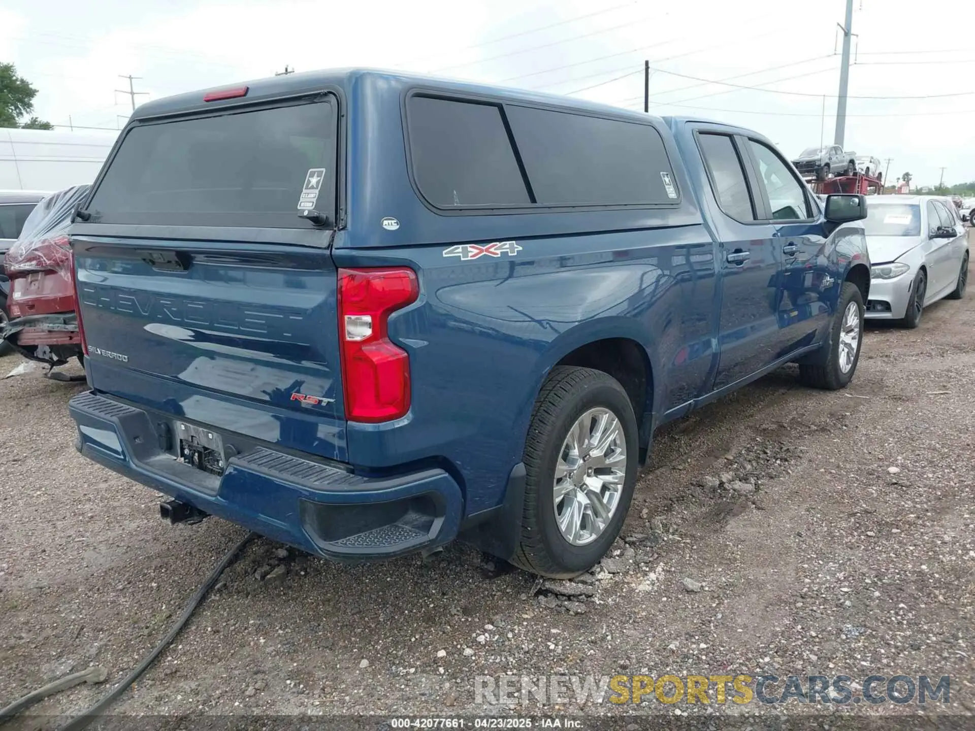 4 Photograph of a damaged car 1GCRDEED8RZ175965 CHEVROLET SILVERADO 1500 2024