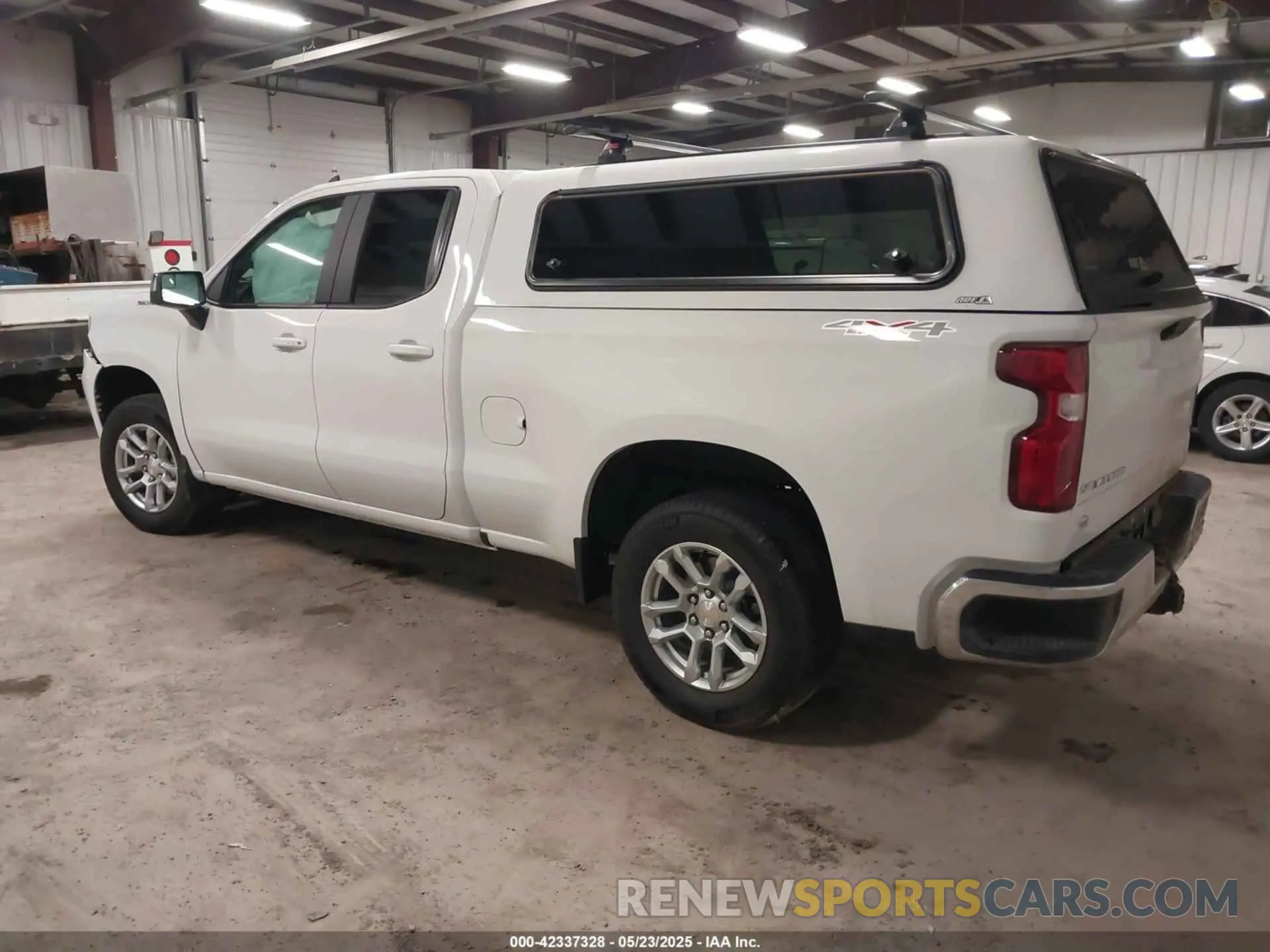 3 Photograph of a damaged car 1GCRDKEK9RZ391787 CHEVROLET SILVERADO 1500 2024