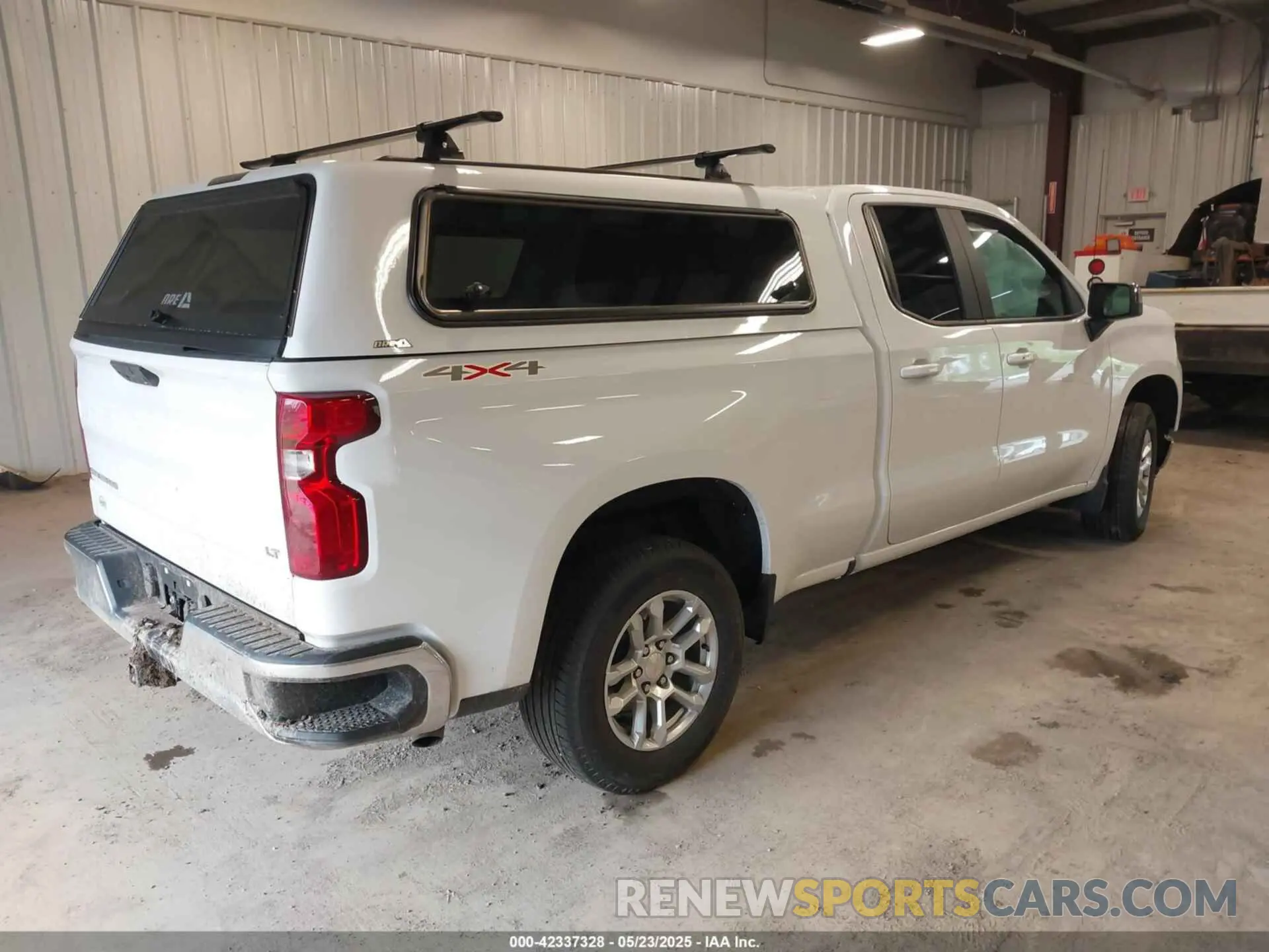 4 Photograph of a damaged car 1GCRDKEK9RZ391787 CHEVROLET SILVERADO 1500 2024