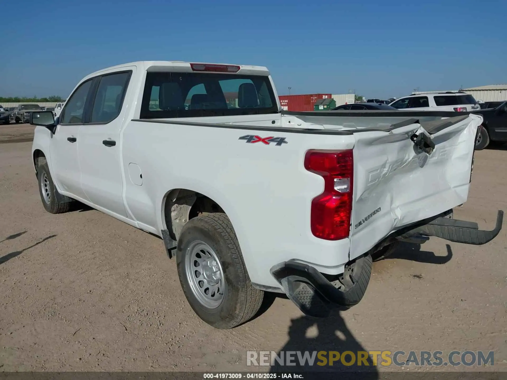 3 Photograph of a damaged car 1GCUDAEDXRZ342524 CHEVROLET SILVERADO 1500 2024
