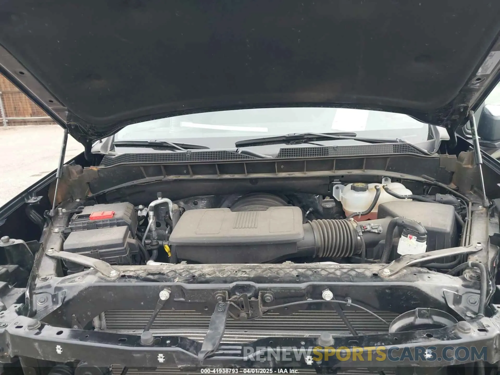 10 Photograph of a damaged car 1GCUDDED0RZ211927 CHEVROLET SILVERADO 1500 2024