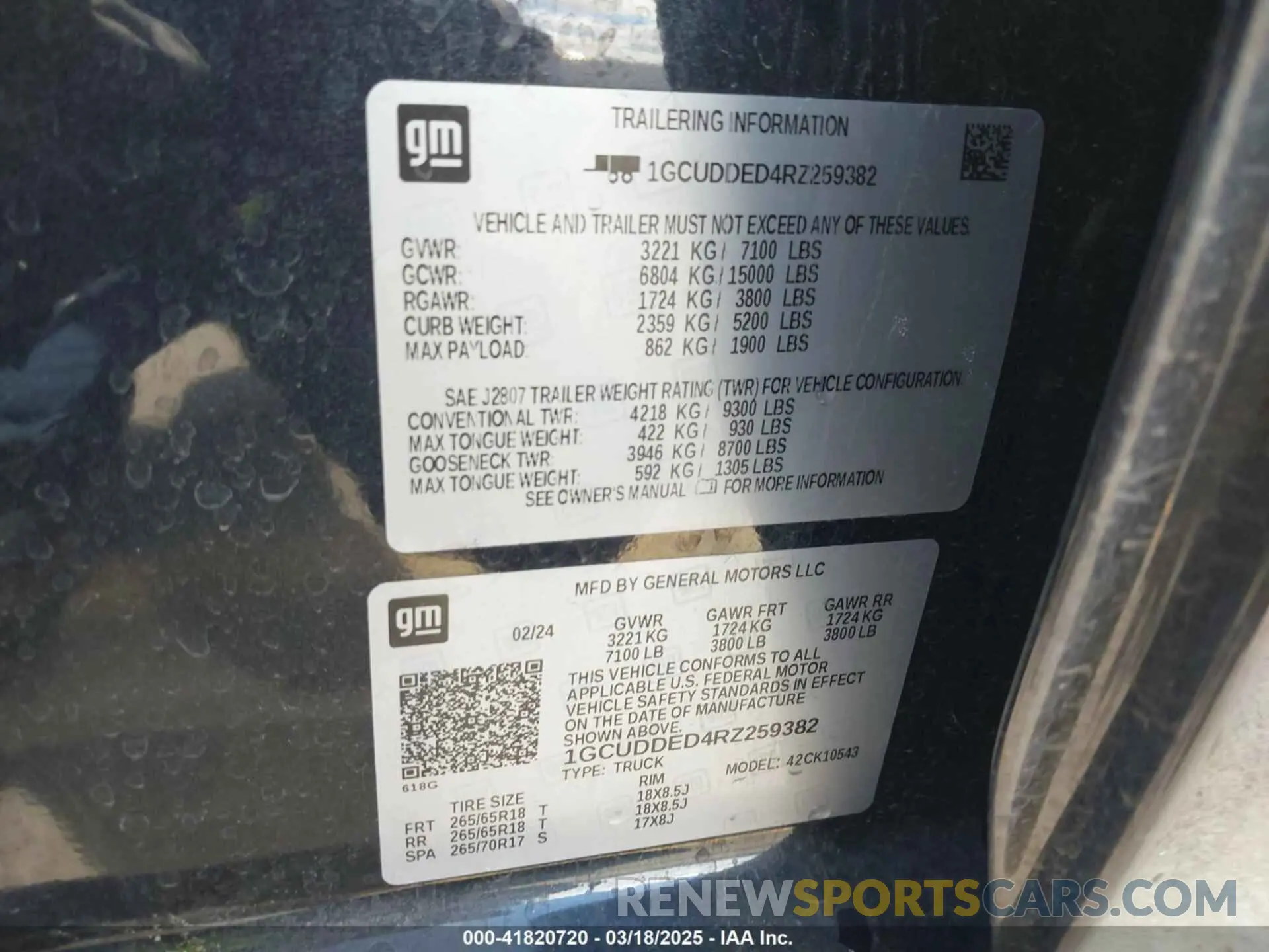 9 Photograph of a damaged car 1GCUDDED4RZ259382 CHEVROLET SILVERADO 1500 2024