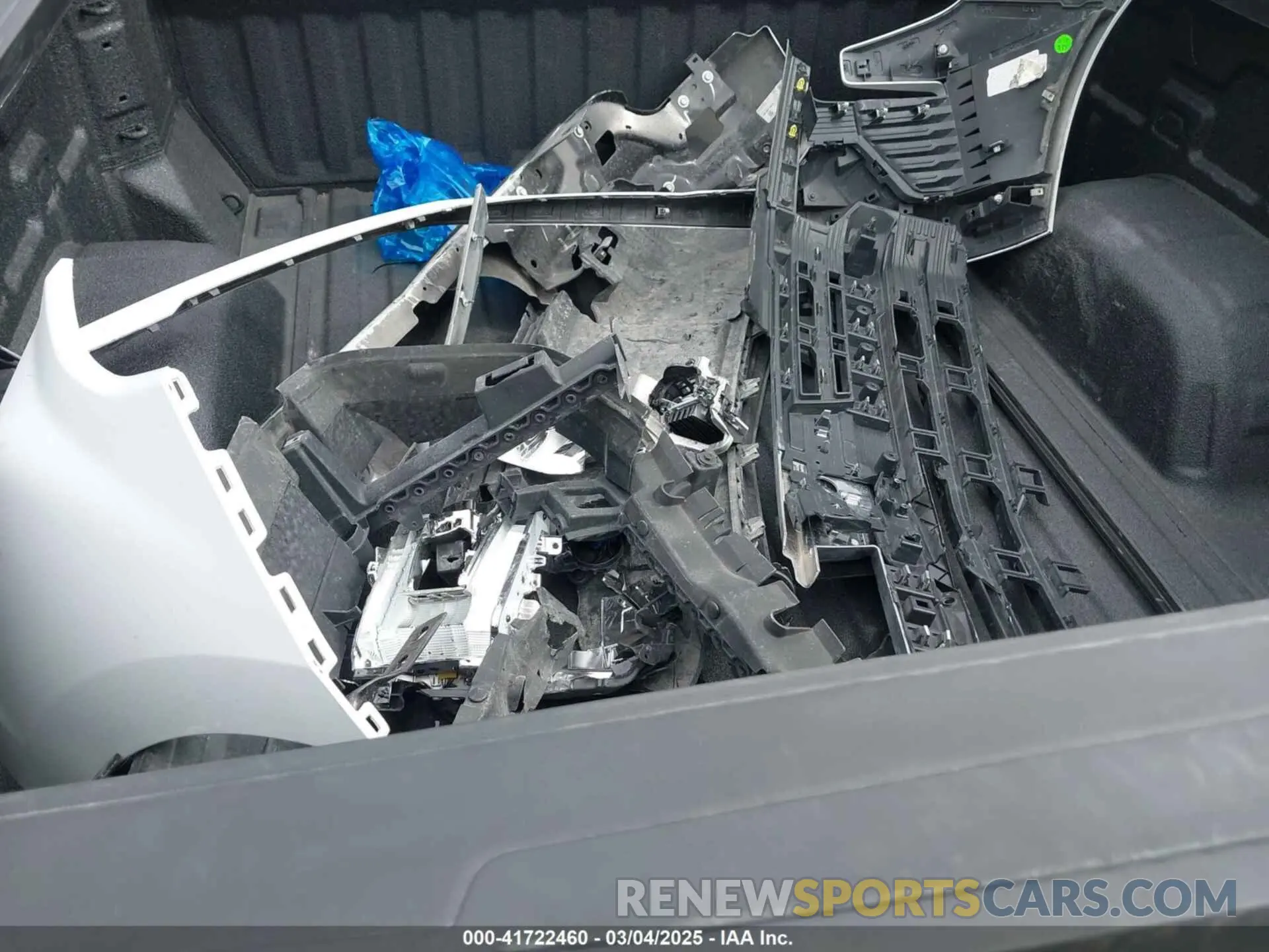 12 Photograph of a damaged car 1GCUDDED5RZ199810 CHEVROLET SILVERADO 1500 2024