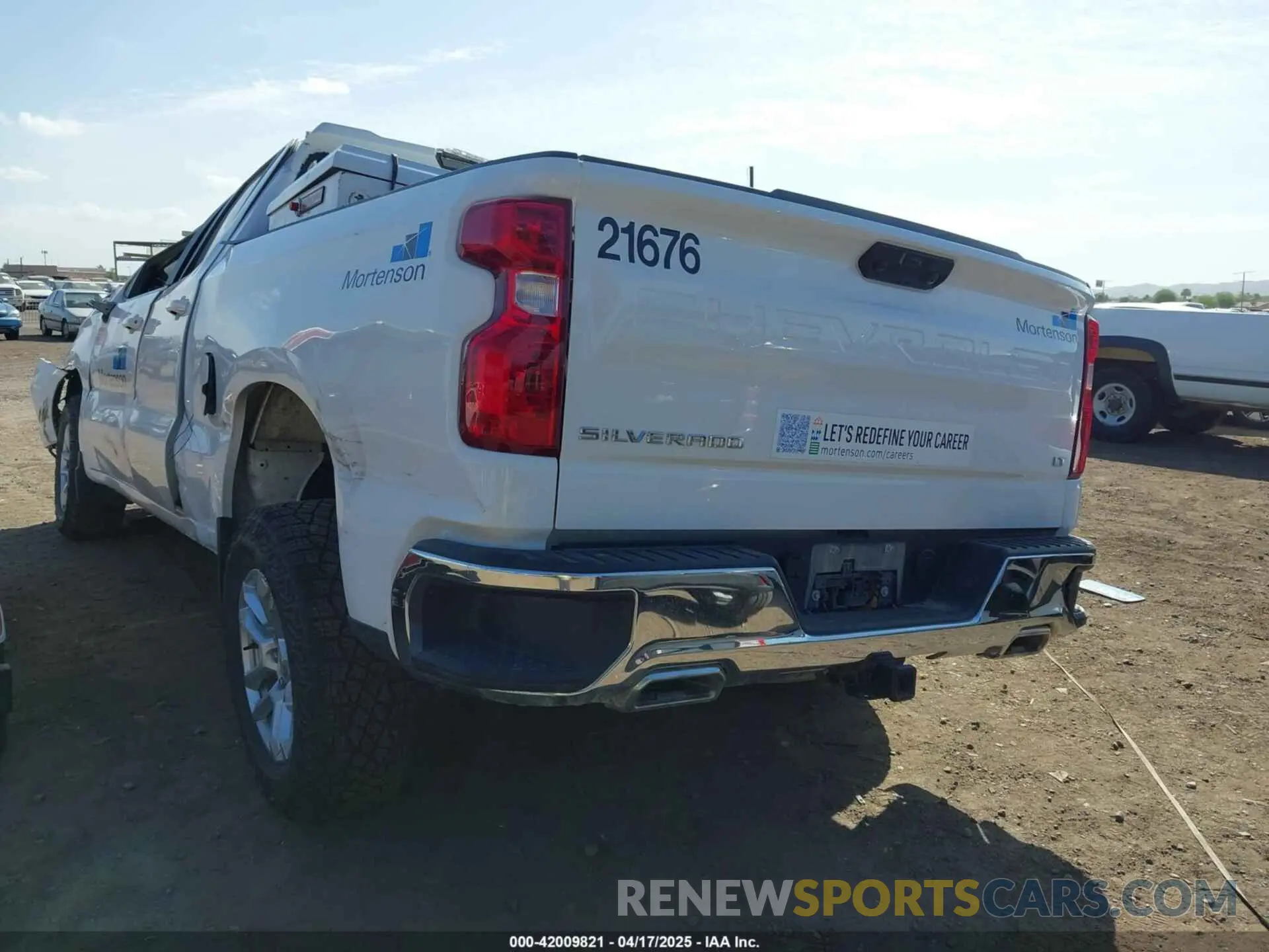3 Photograph of a damaged car 1GCUDDED5RZ303647 CHEVROLET SILVERADO 1500 2024