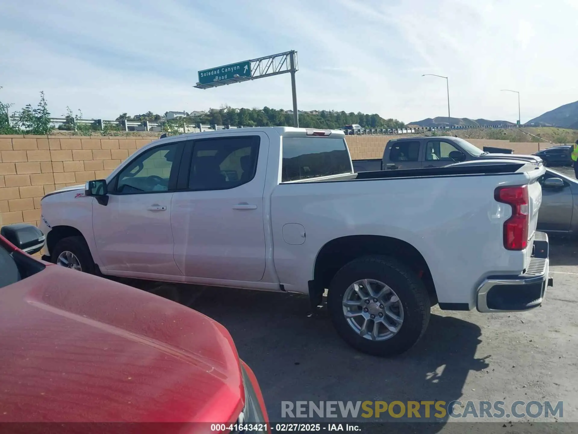 14 Photograph of a damaged car 1GCUDDED8RZ138712 CHEVROLET SILVERADO 1500 2024