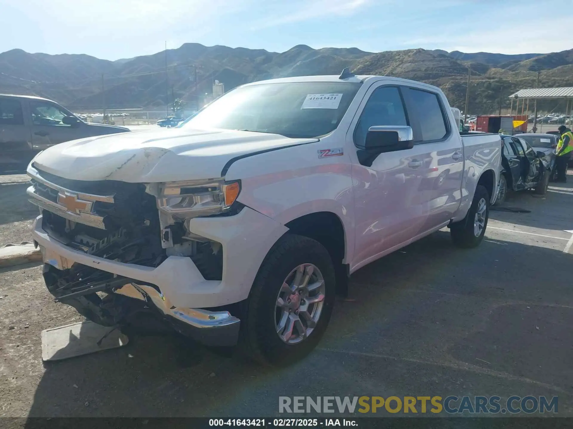 2 Photograph of a damaged car 1GCUDDED8RZ138712 CHEVROLET SILVERADO 1500 2024